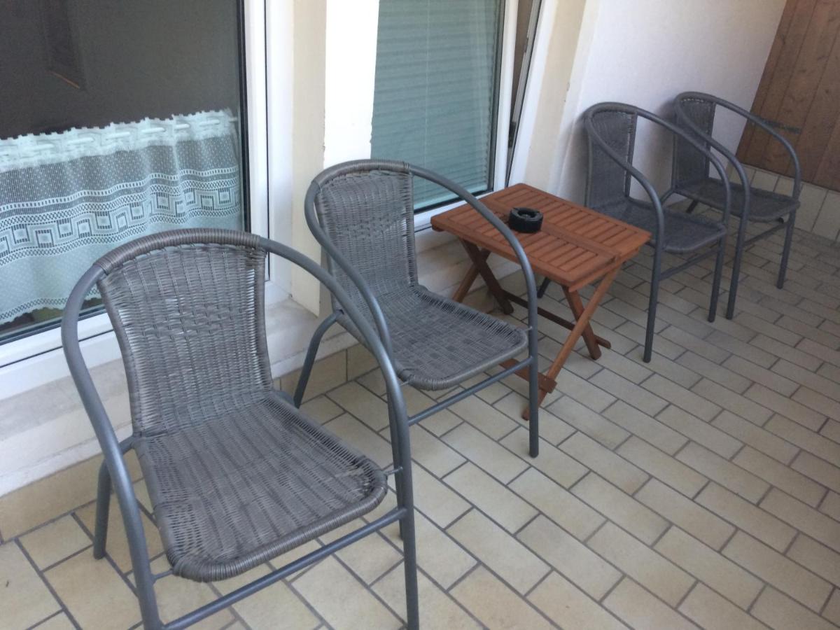 Apartment with Balcony photo 2