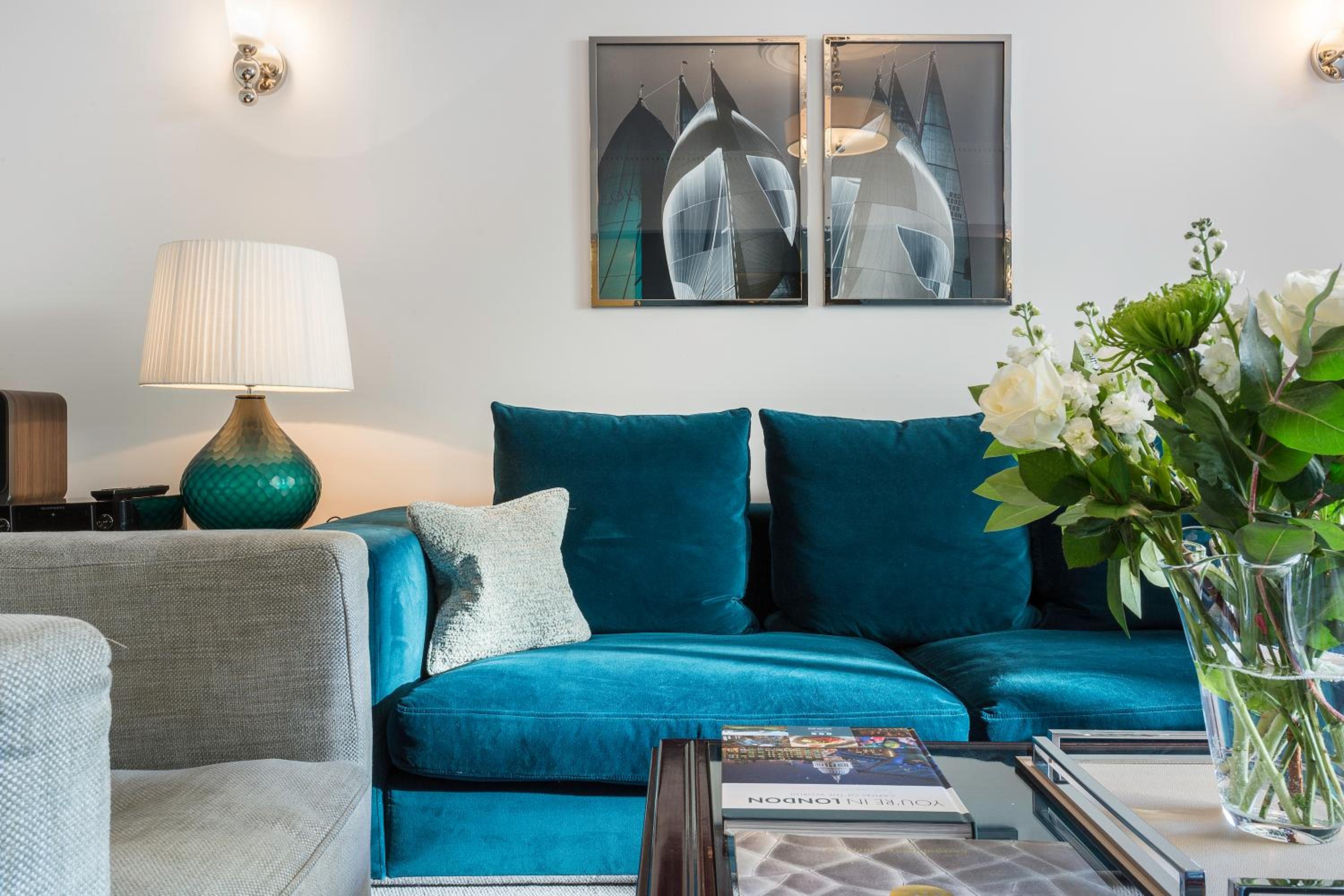 Deluxe One-Bedroom Apartment with Park View