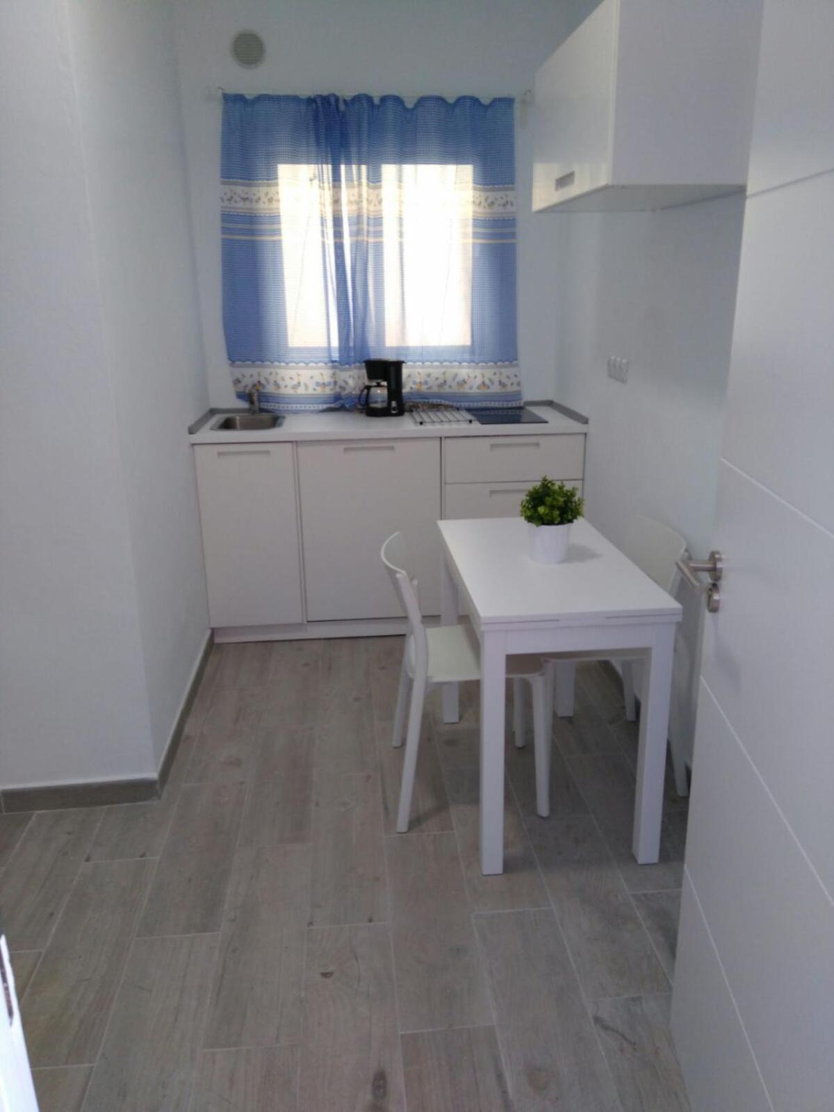 Two-Bedroom Apartment - Photo 2