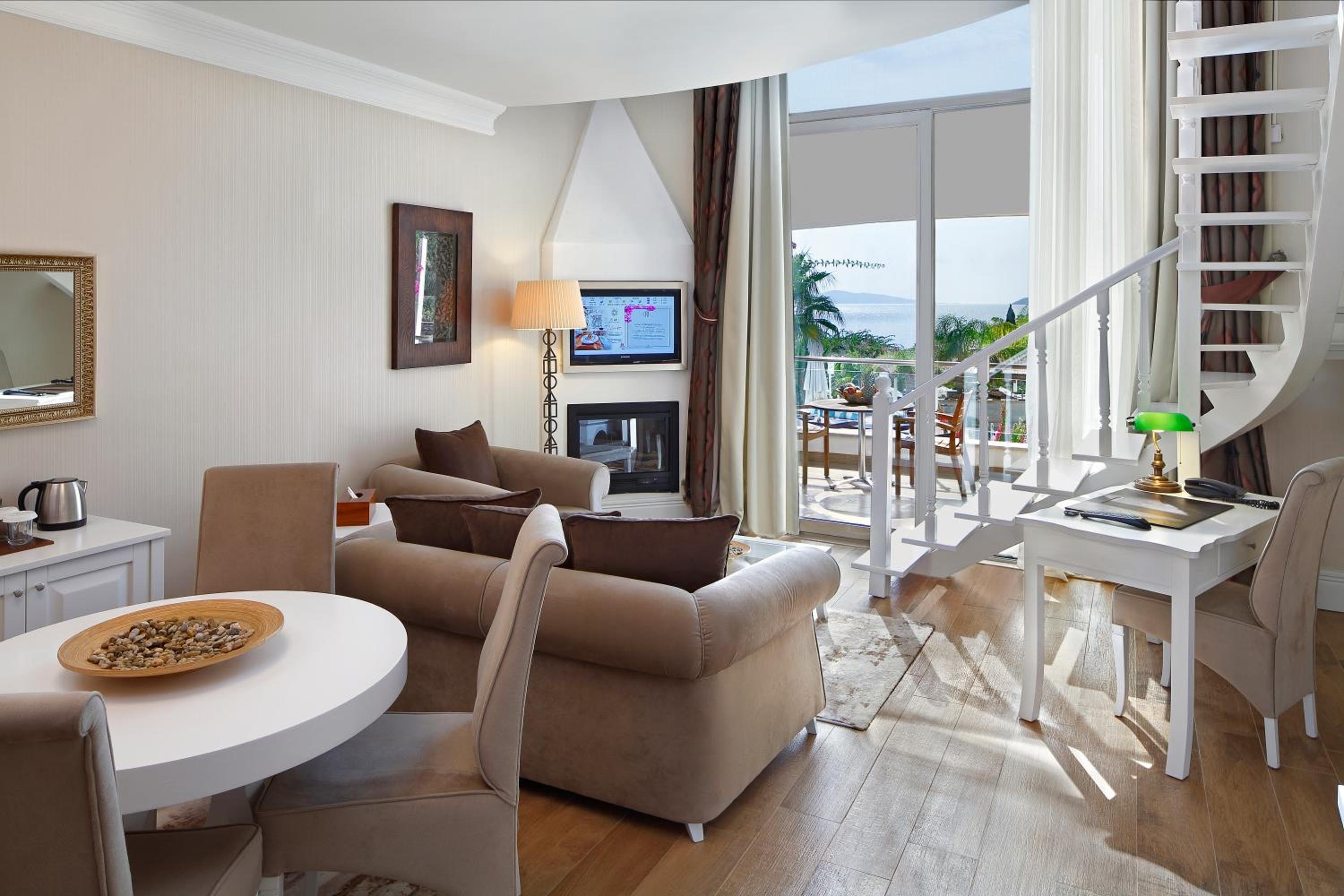 Suite with Spa Bath