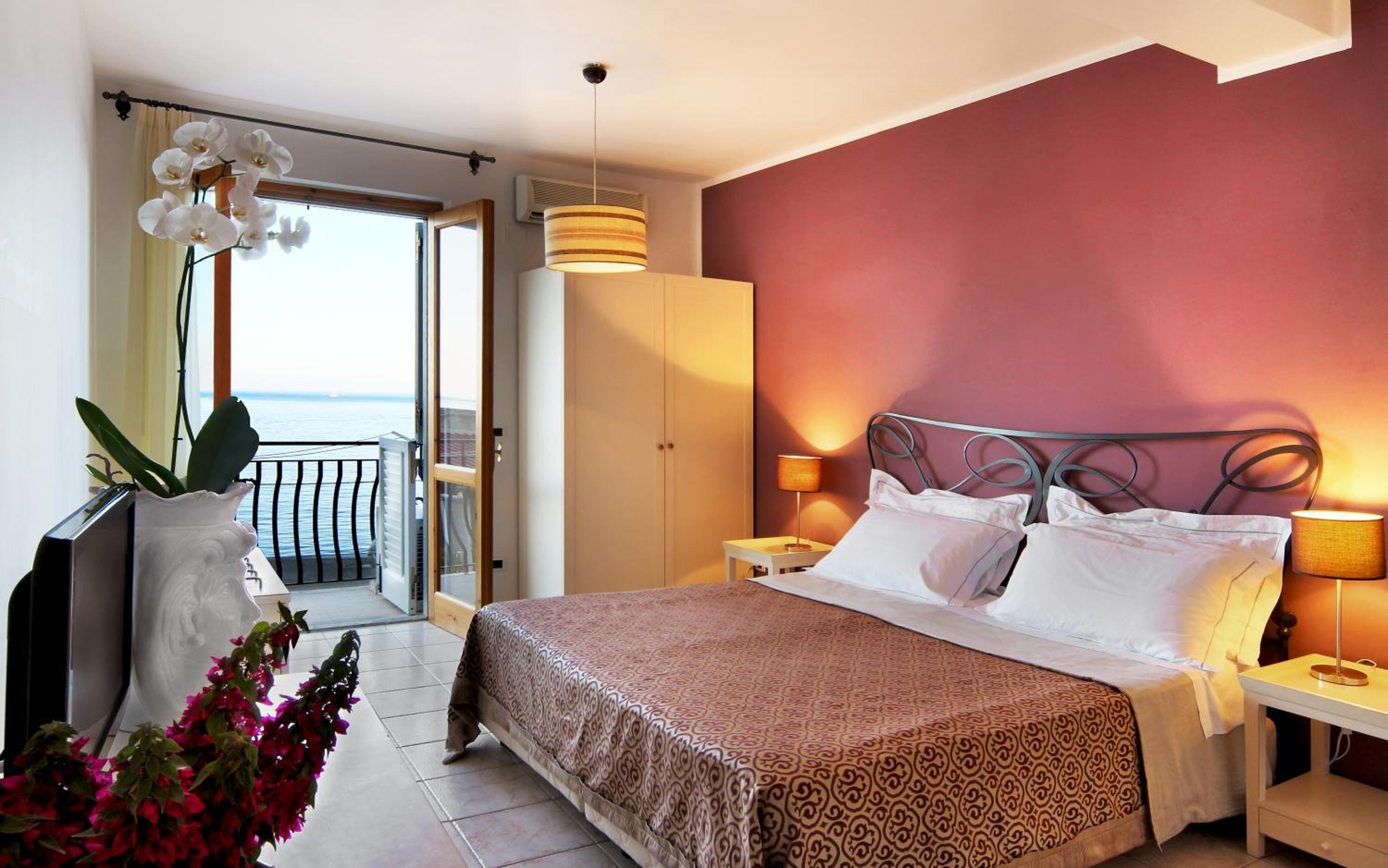 Superior Double or Twin Room with Sea View - Photo 4