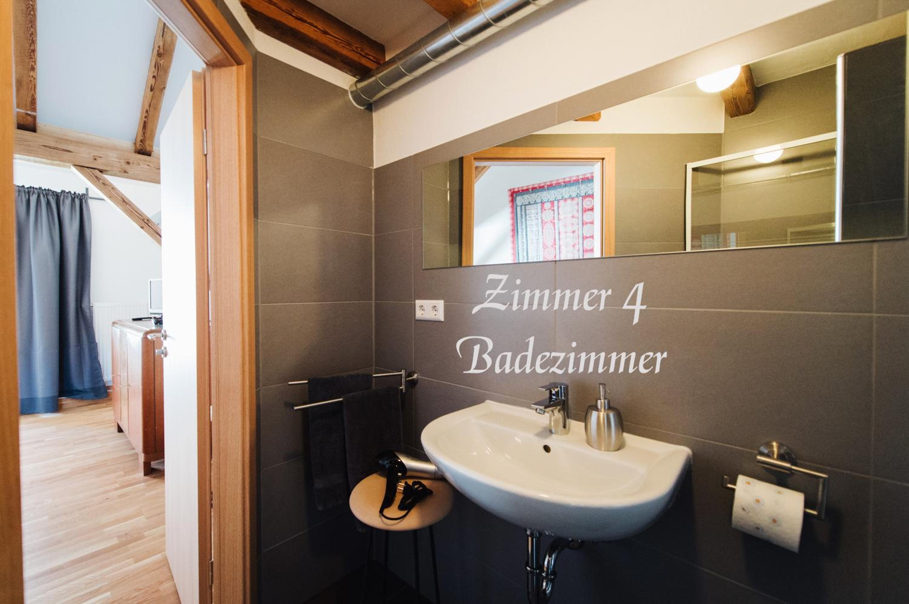 Deluxe Double Room - Photo 5