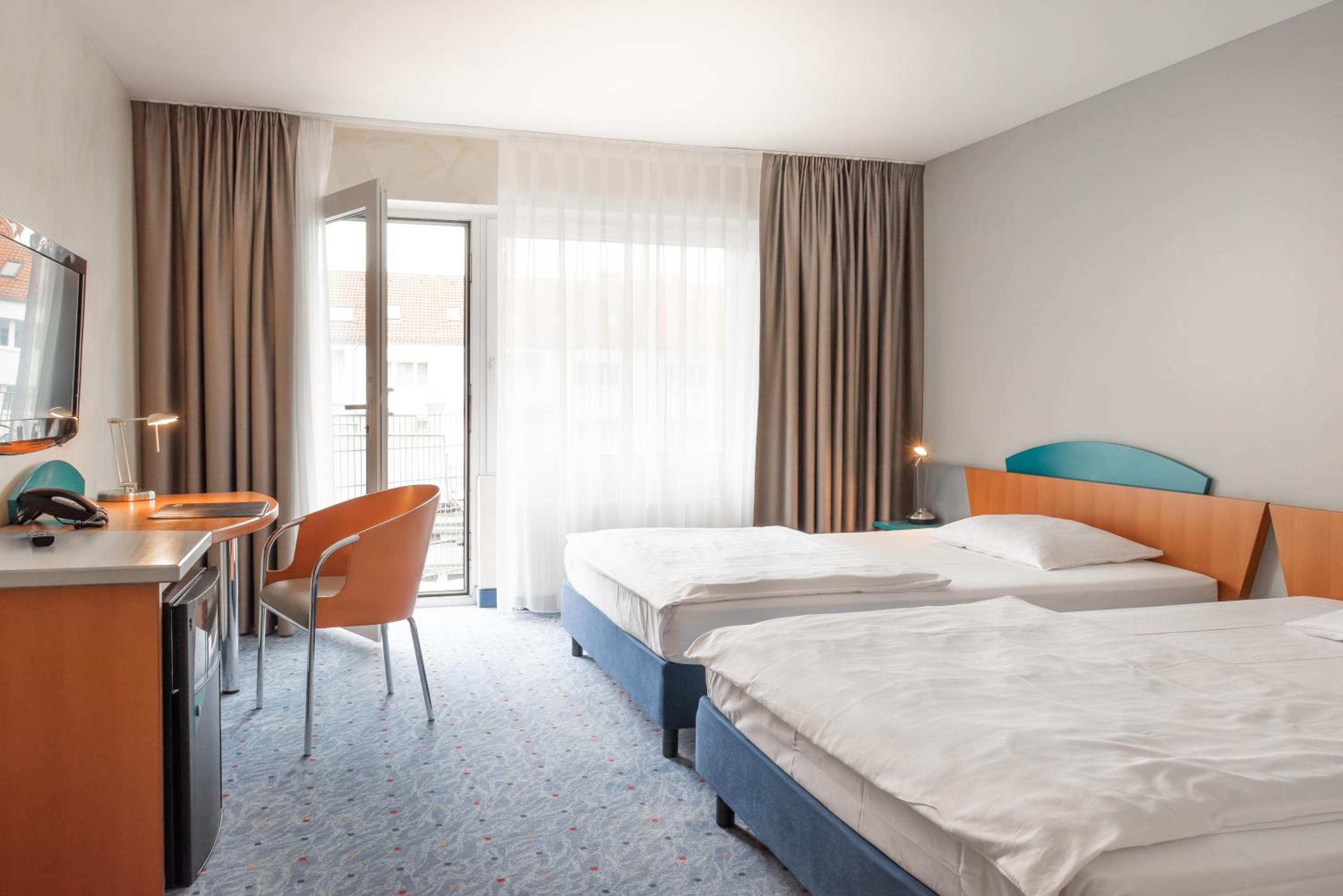 Deluxe Double or Twin Room photo 1
