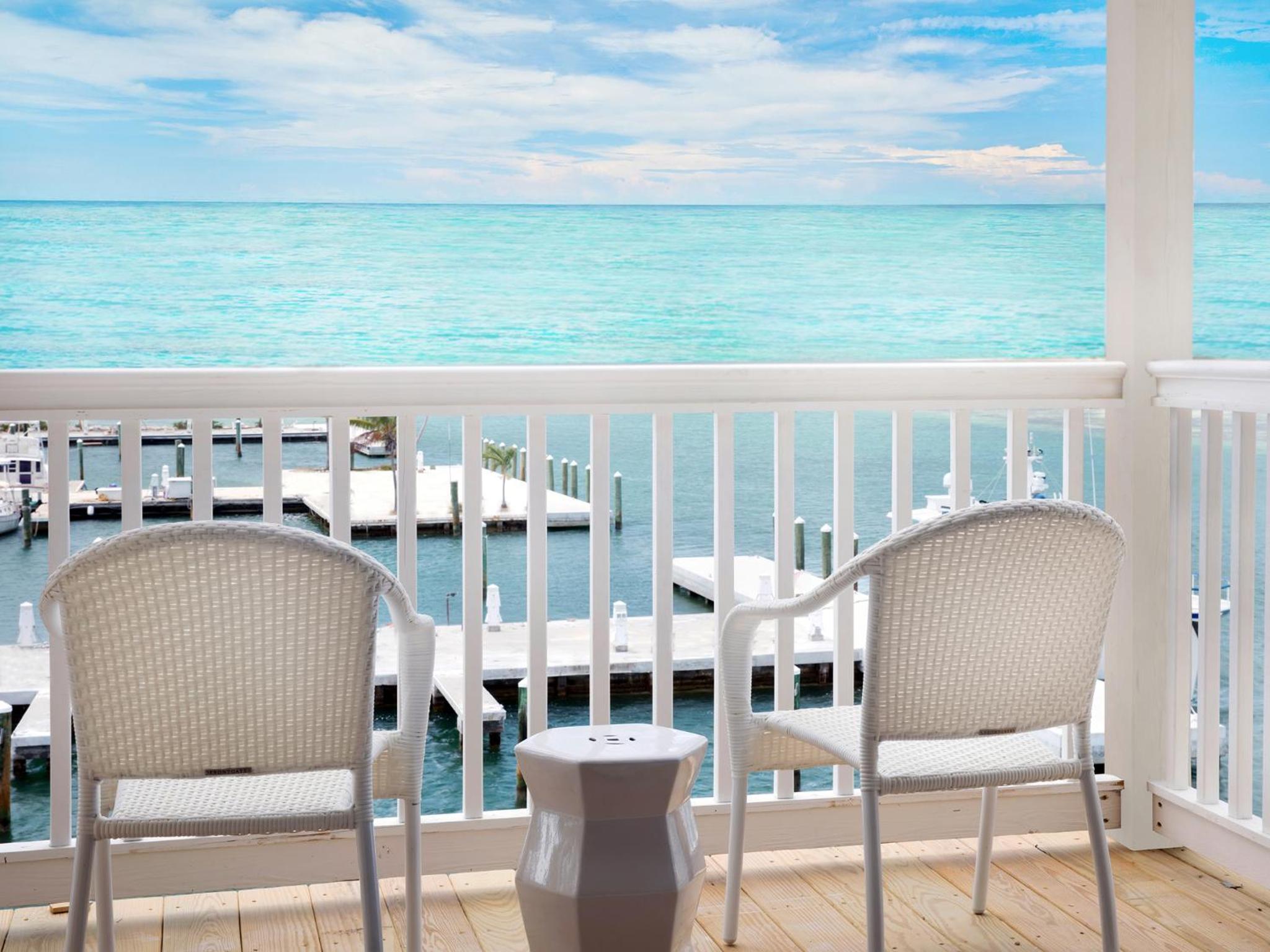 Queen Room with Ocean View and Balcony