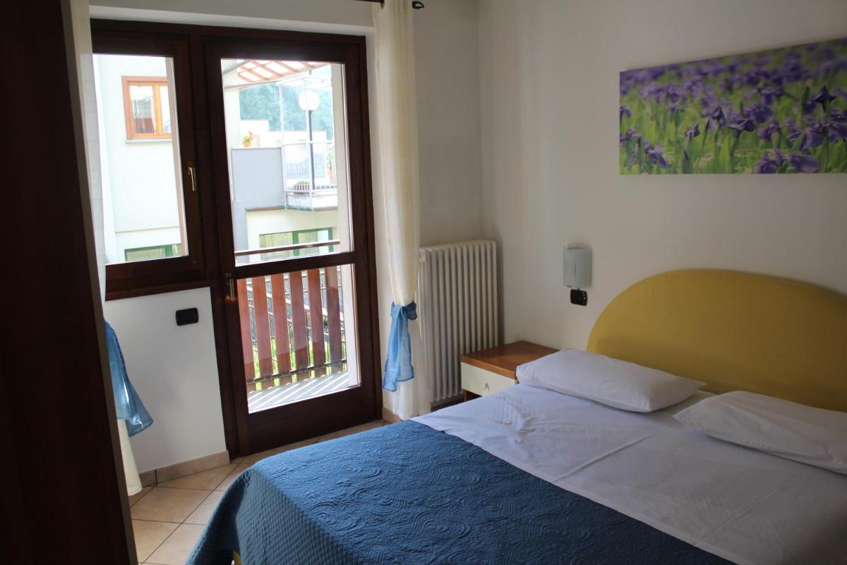 Apartment with Garden View photo 3