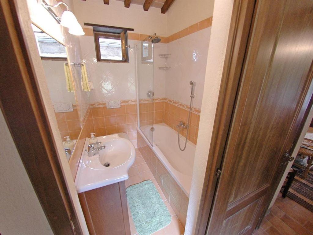 Maisonette photo 1