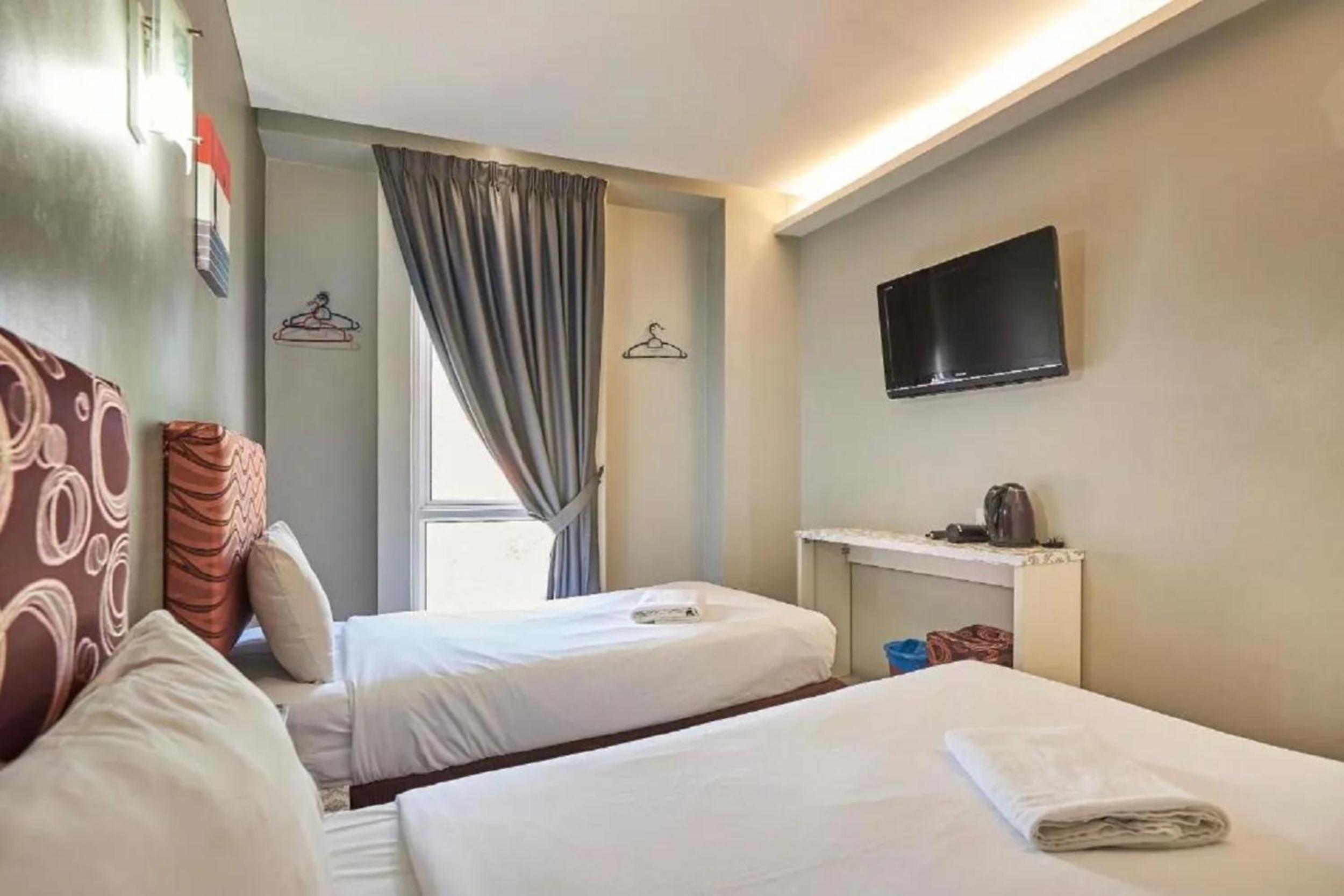Deluxe Twin Room photo 3