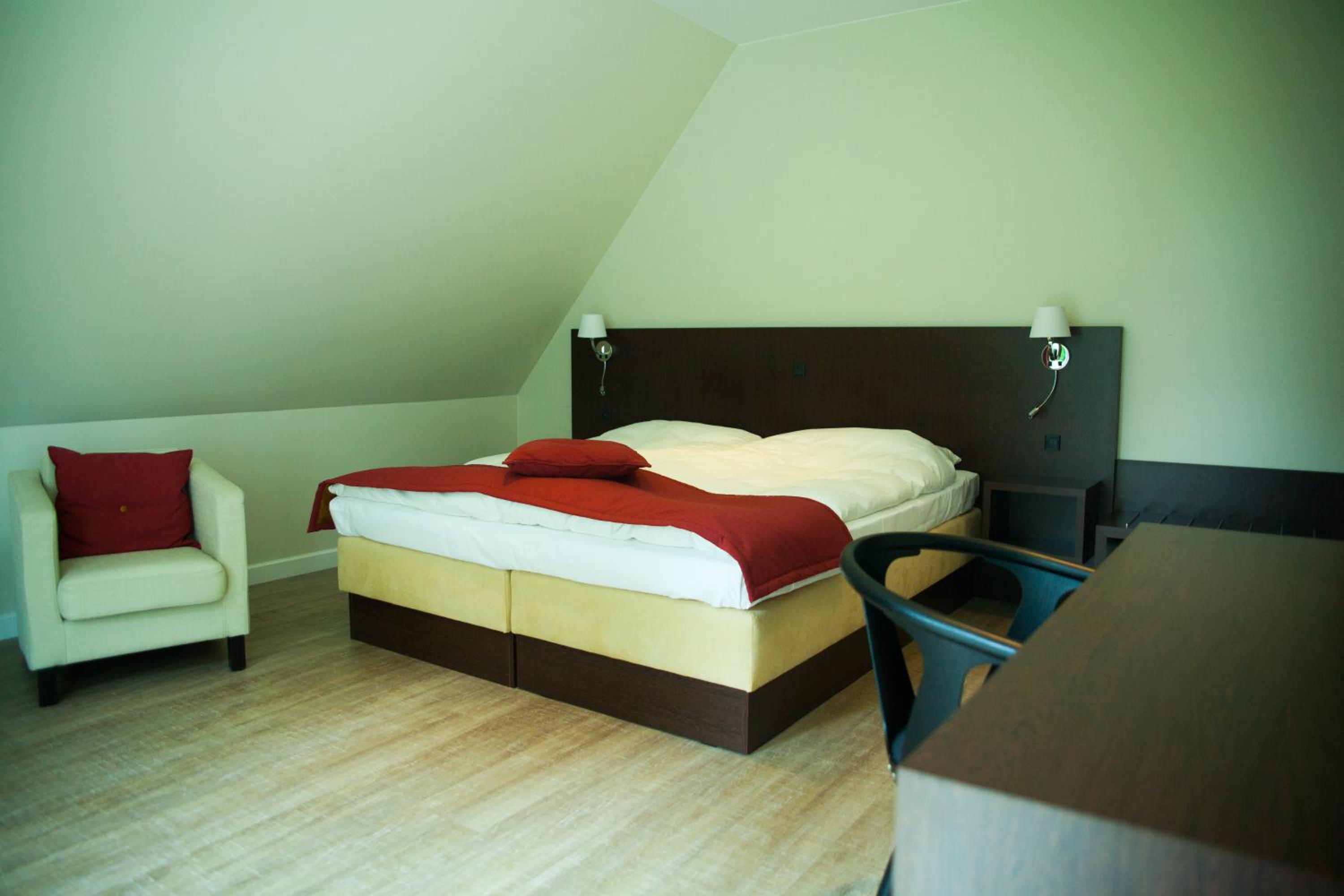 Superior Double or Twin Room with Spa Bath - Photo 1