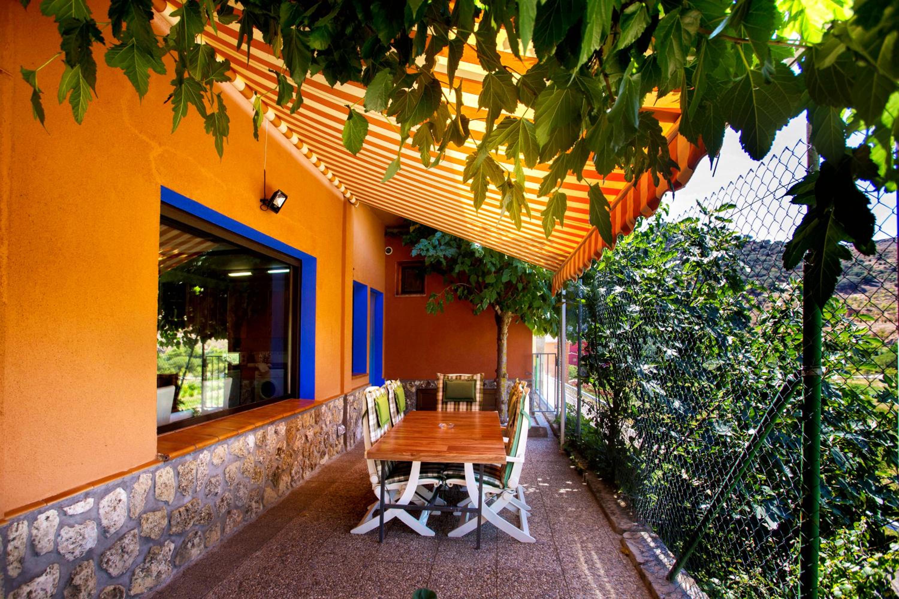 Two-Bedroom House (2-6 Adults) - Photo 55