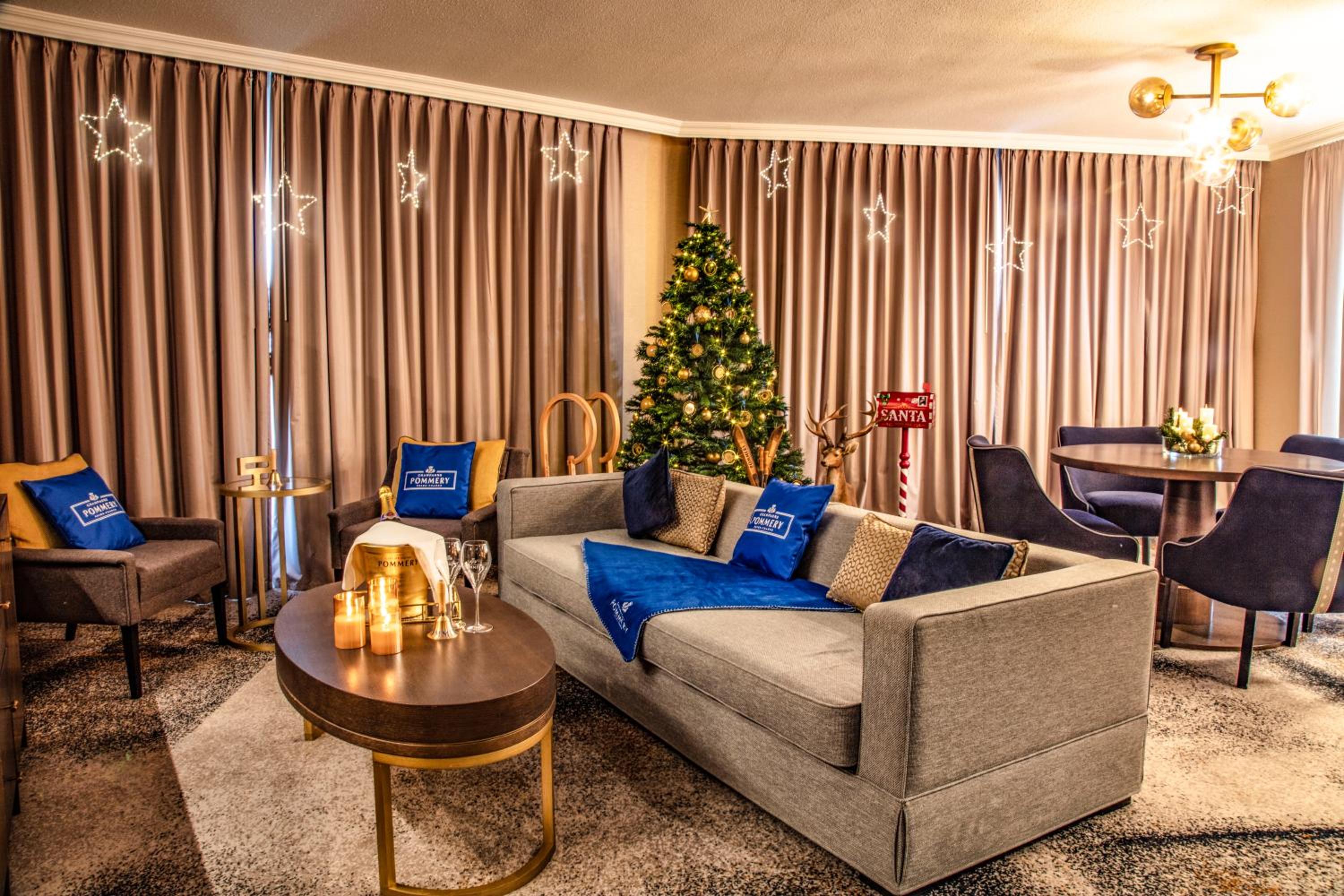 Pommery Christmas Themed Suite