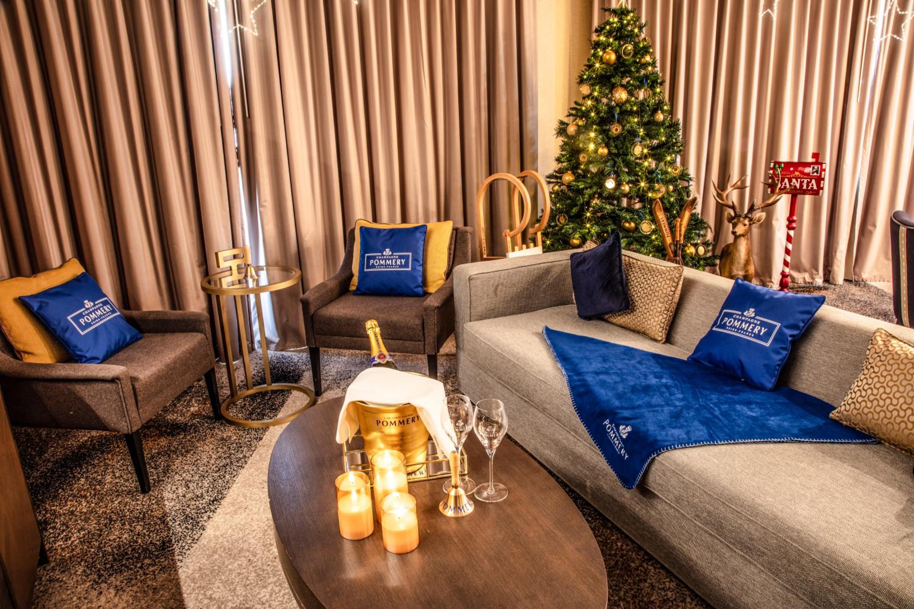 Pommery Christmas Themed Suite