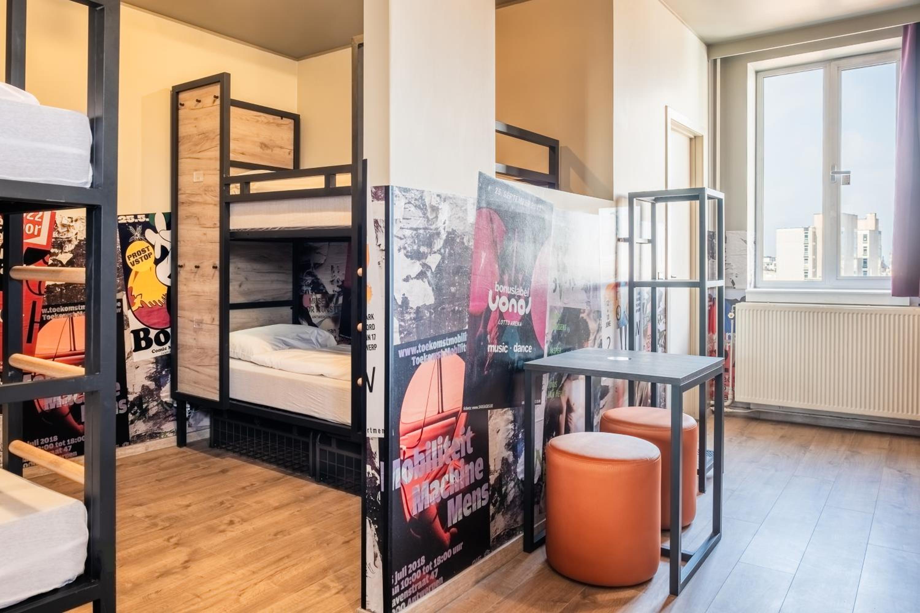 8-Bed Room (Bunk Beds only) - Photo 2