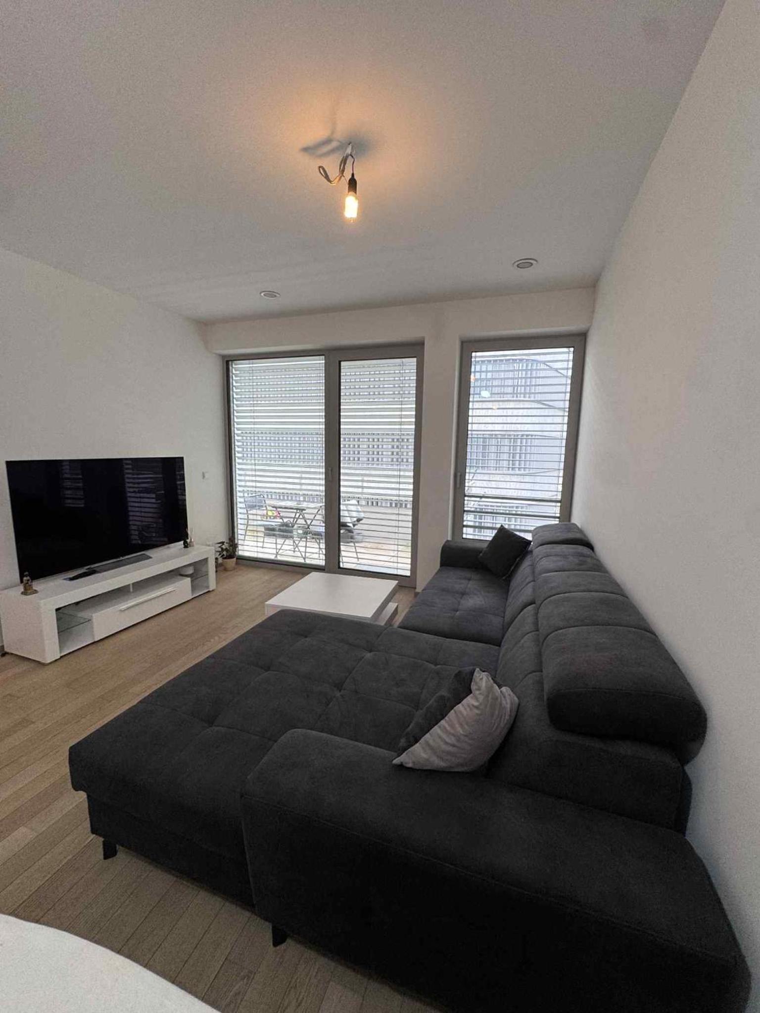 One-Bedroom Apartment photo 3