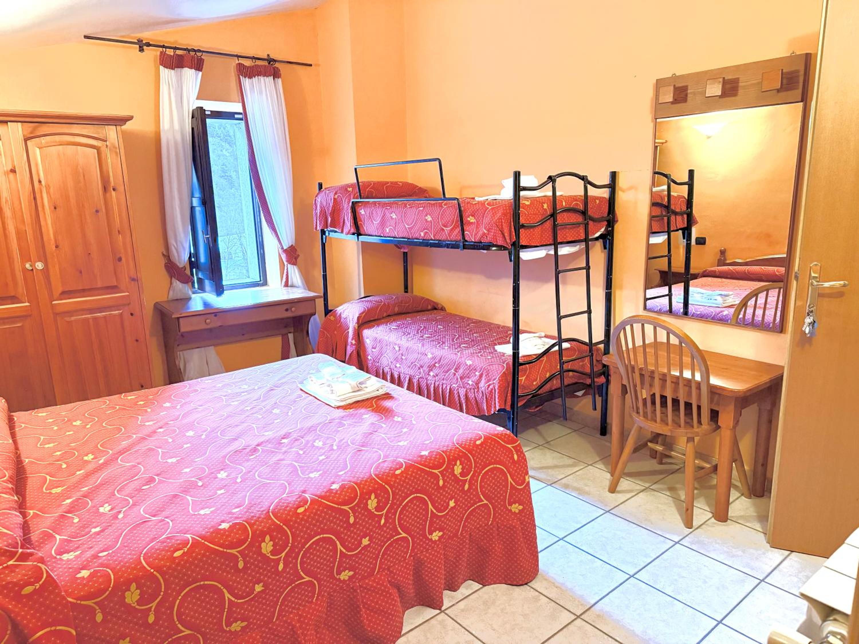 Quadruple Room photo 3