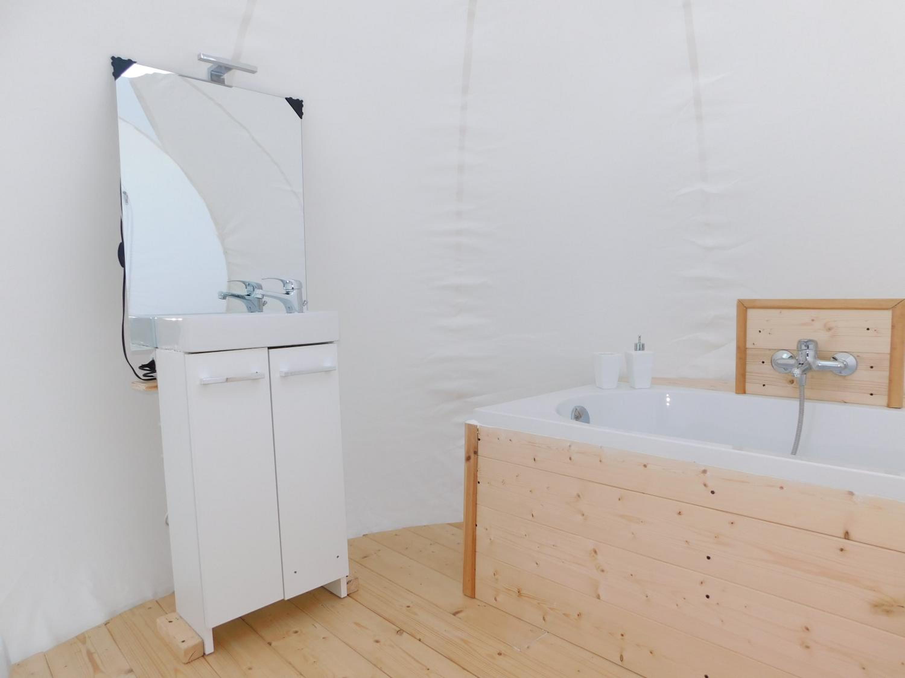 Bubble Room  photo 3