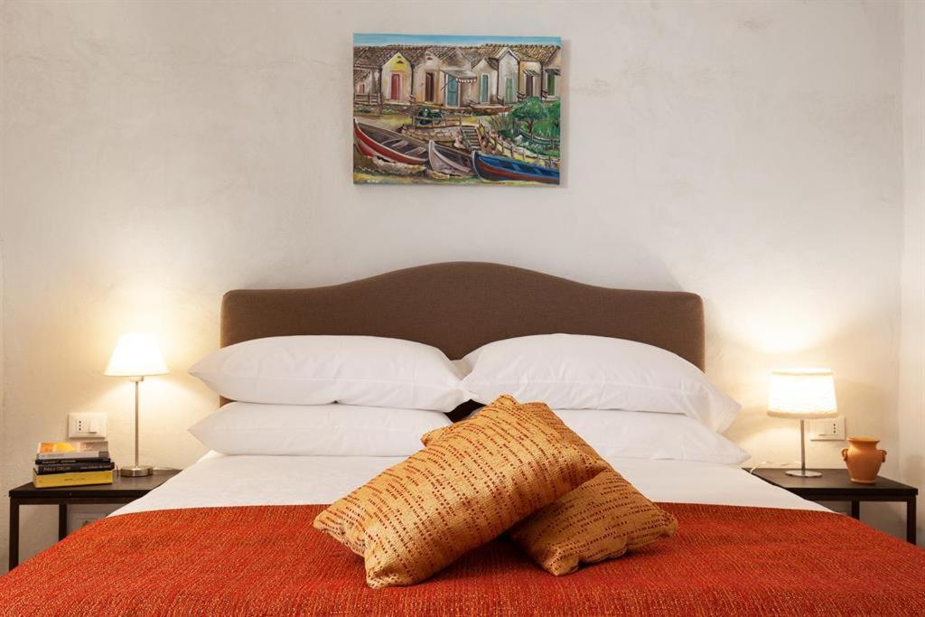 Deluxe Double or Twin Room photo 2