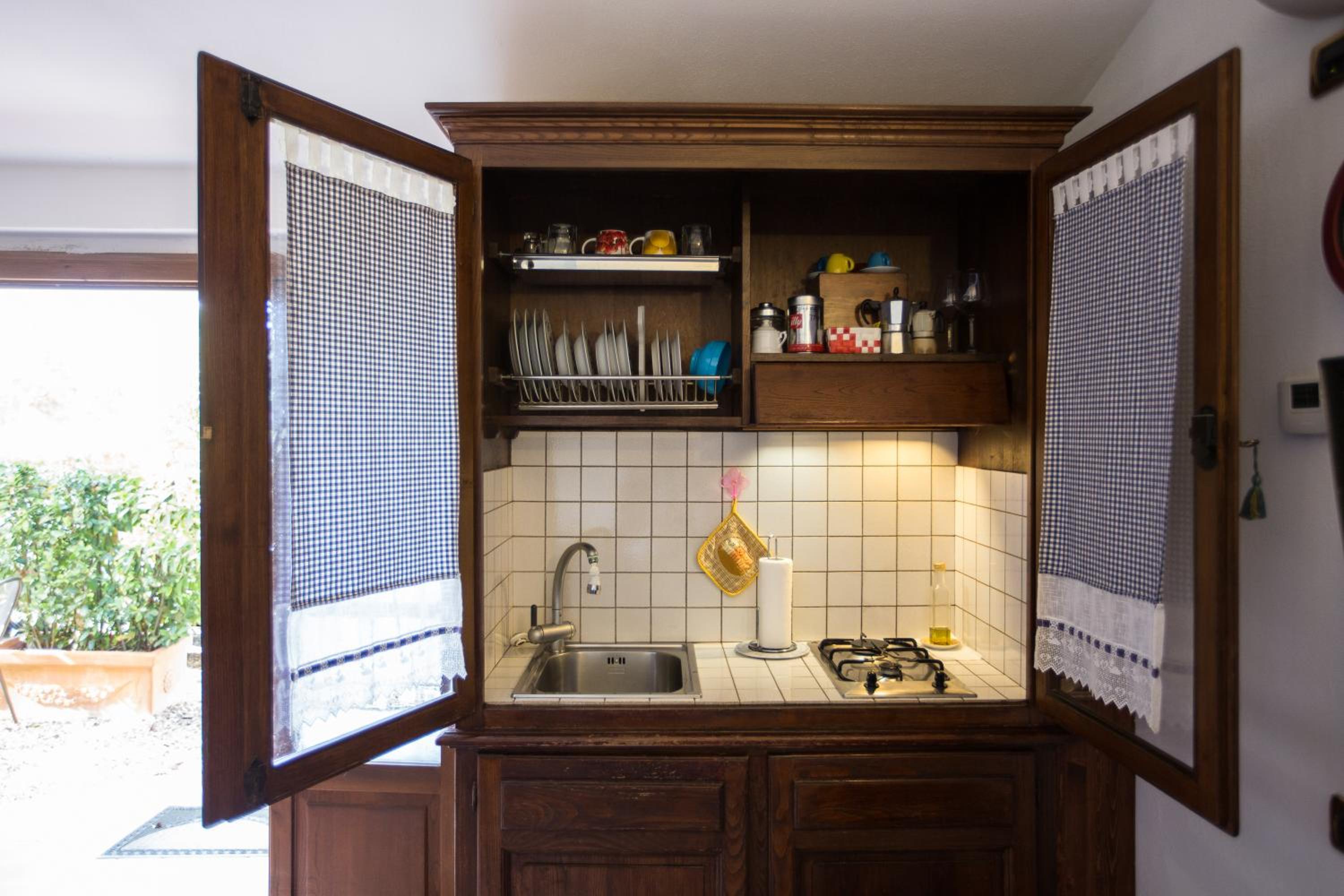 Studio (2 Adults) - Photo 3