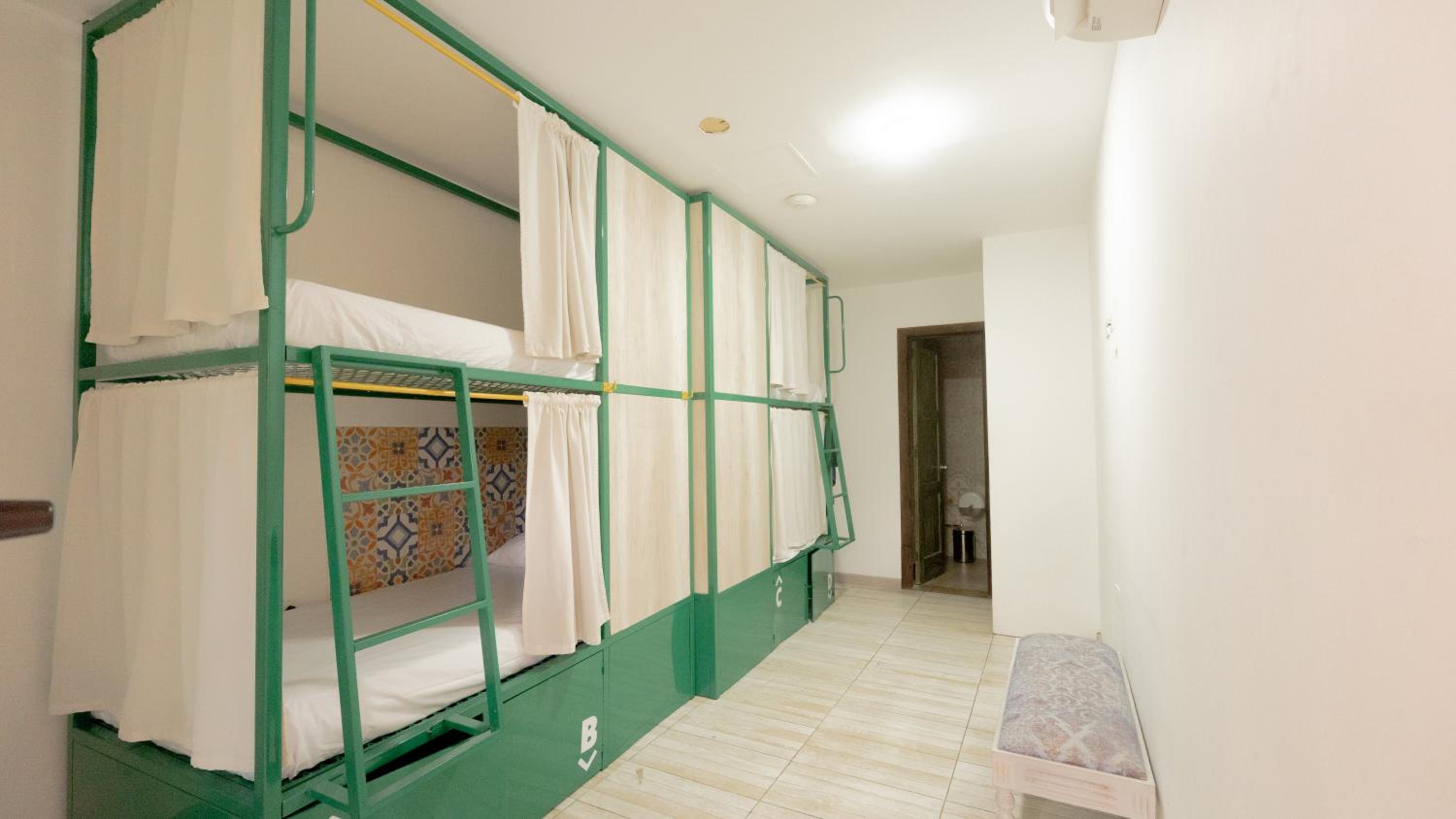 Bed in 4-Bed Mixed Dormitory Room