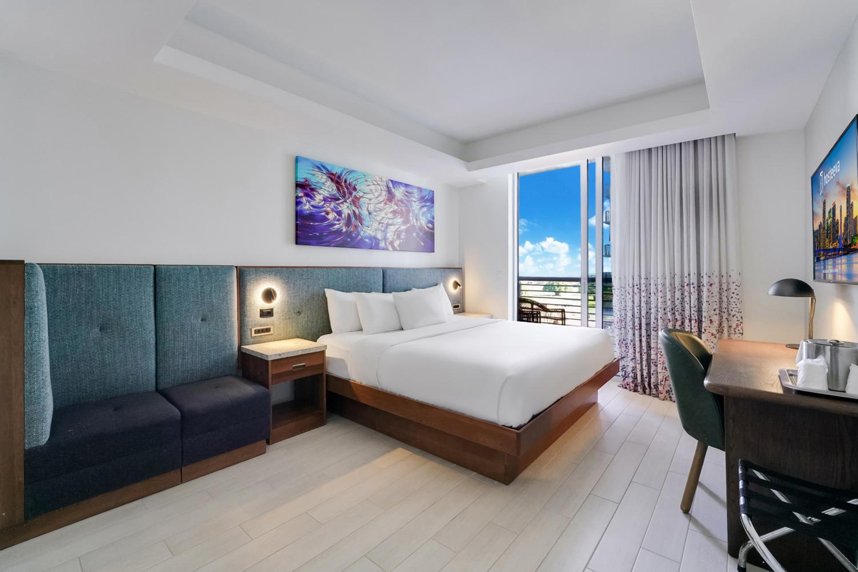 King Room with Balcony