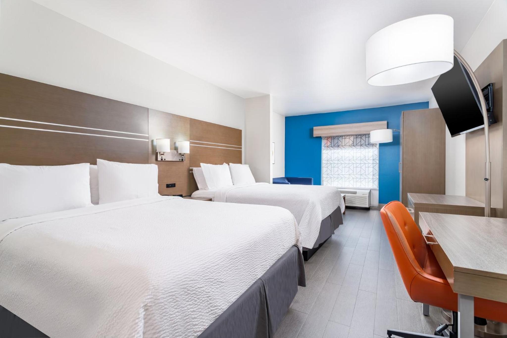 Deluxe Queen Suite - Disability Access/Non-Smoking