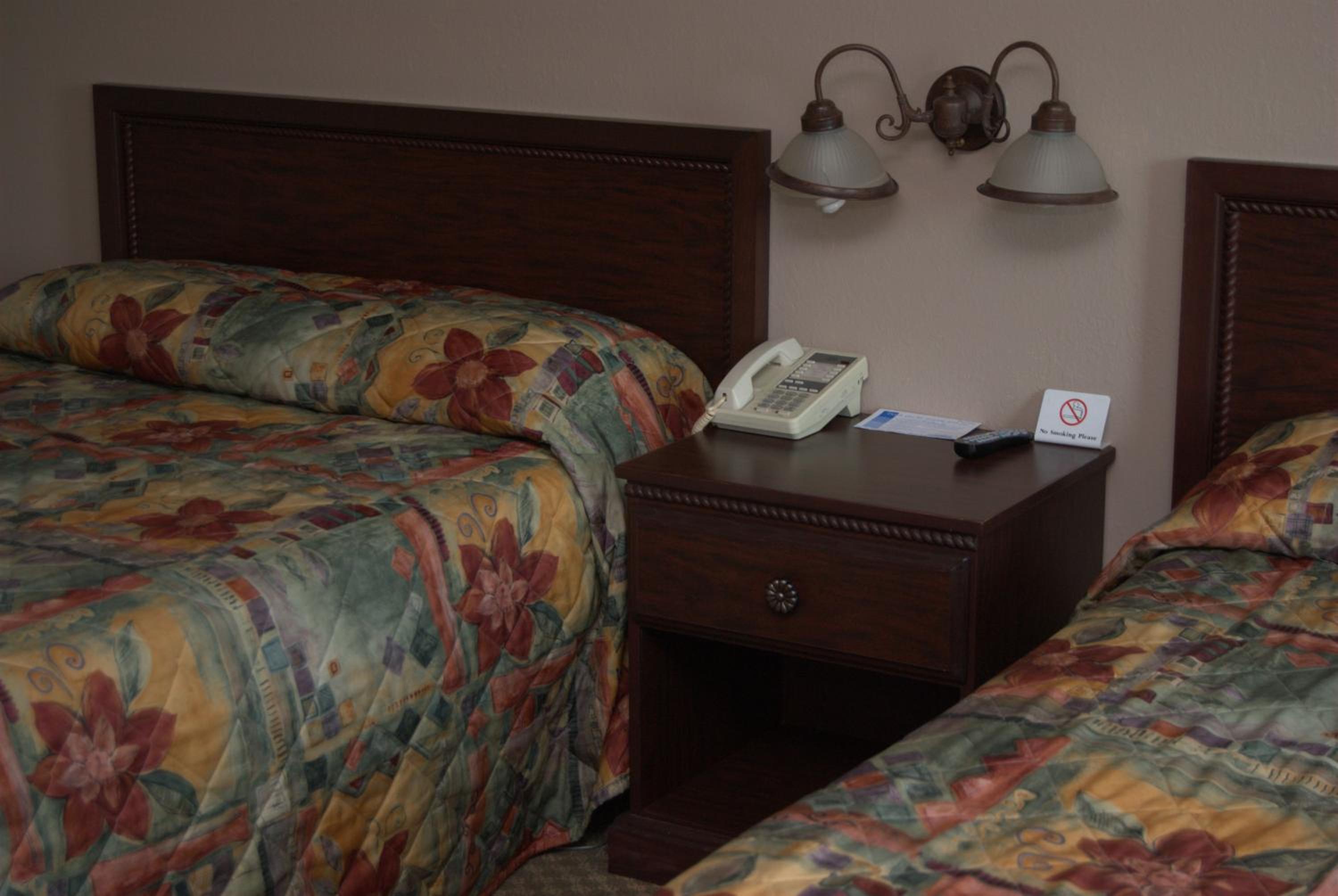 Double Room - Non-Smoking  photo 1