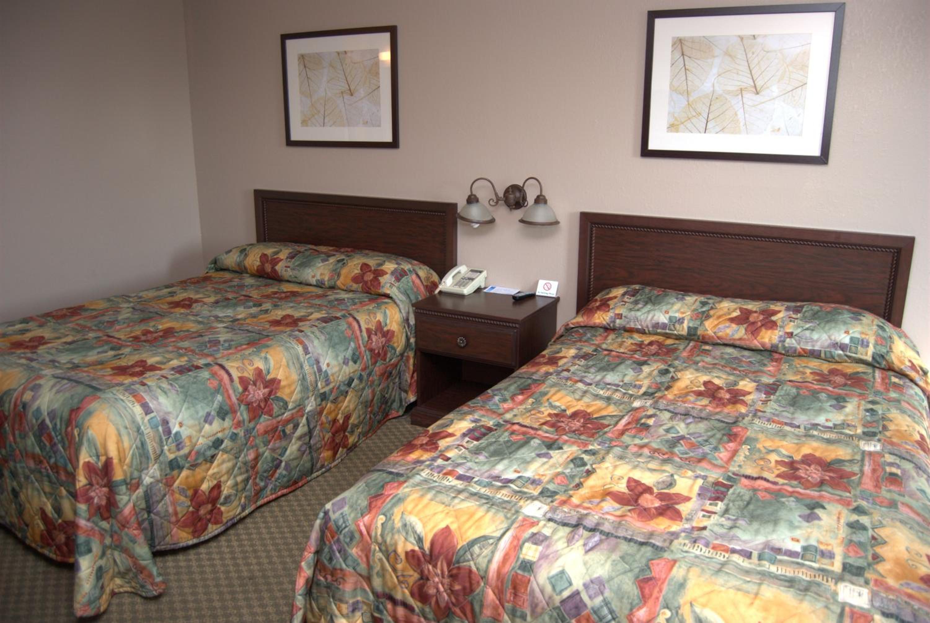 Double Room - Non-Smoking  photo 2