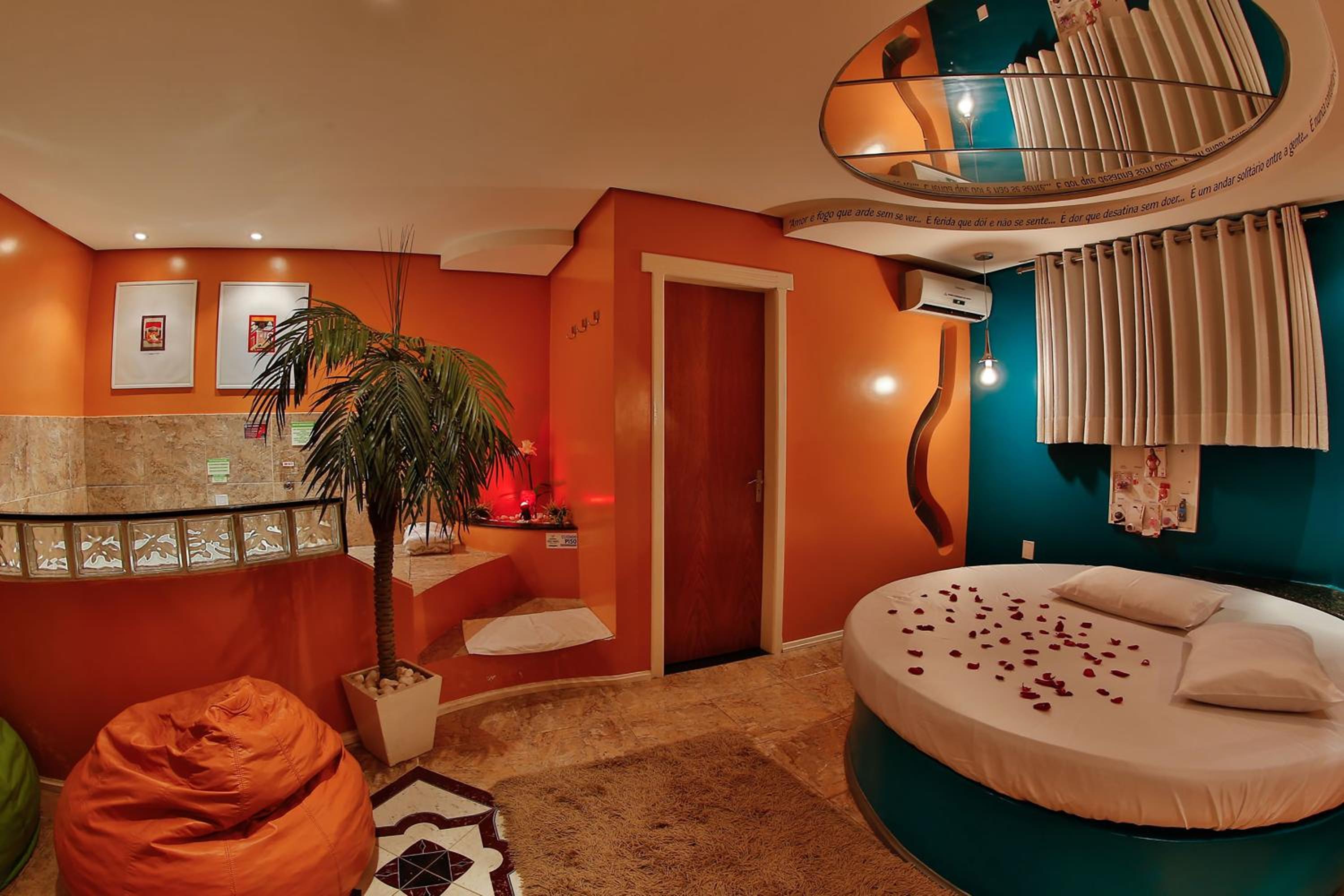 Deluxe Suite photo 3
