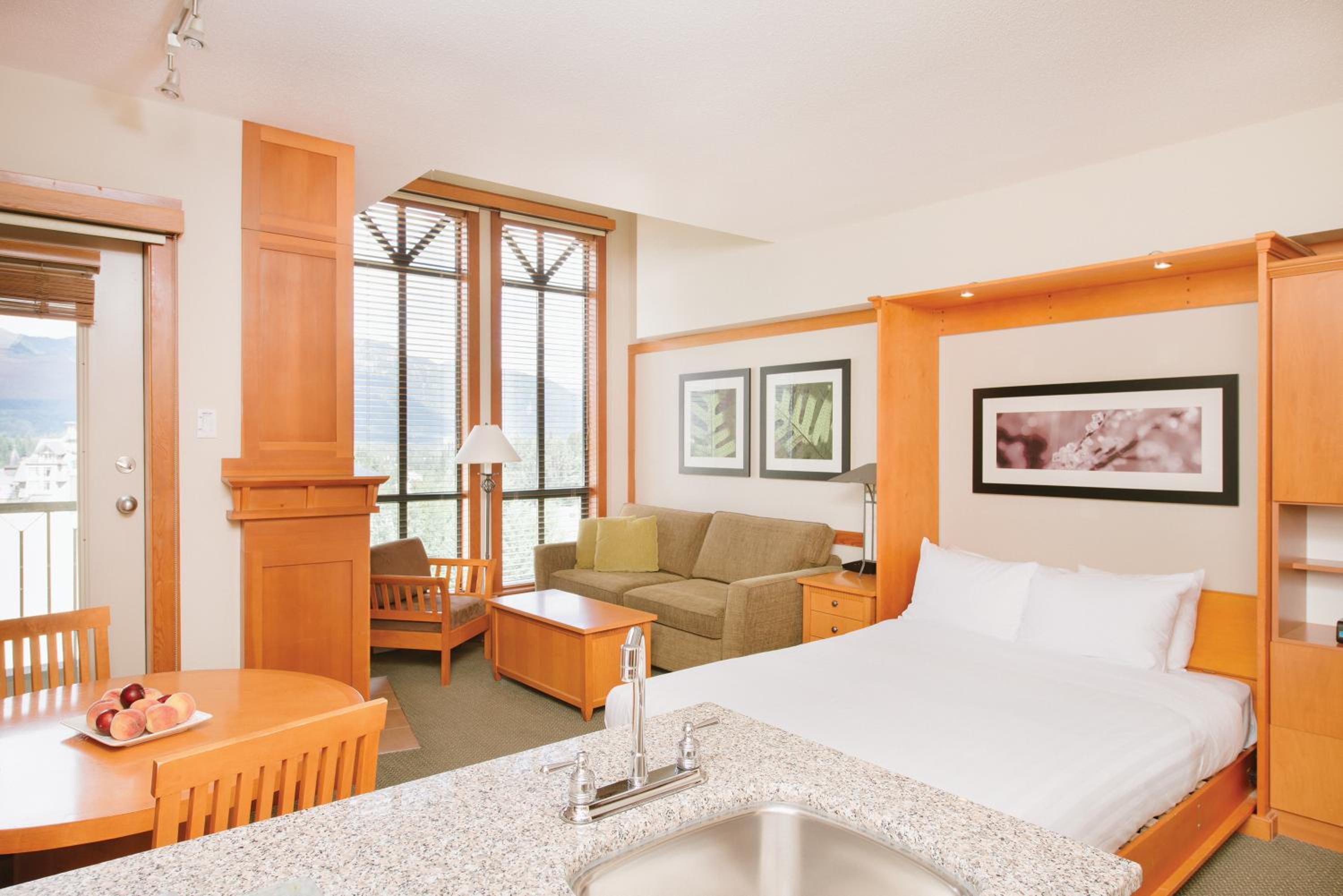 Studio Mountain View Suite - Photo 2