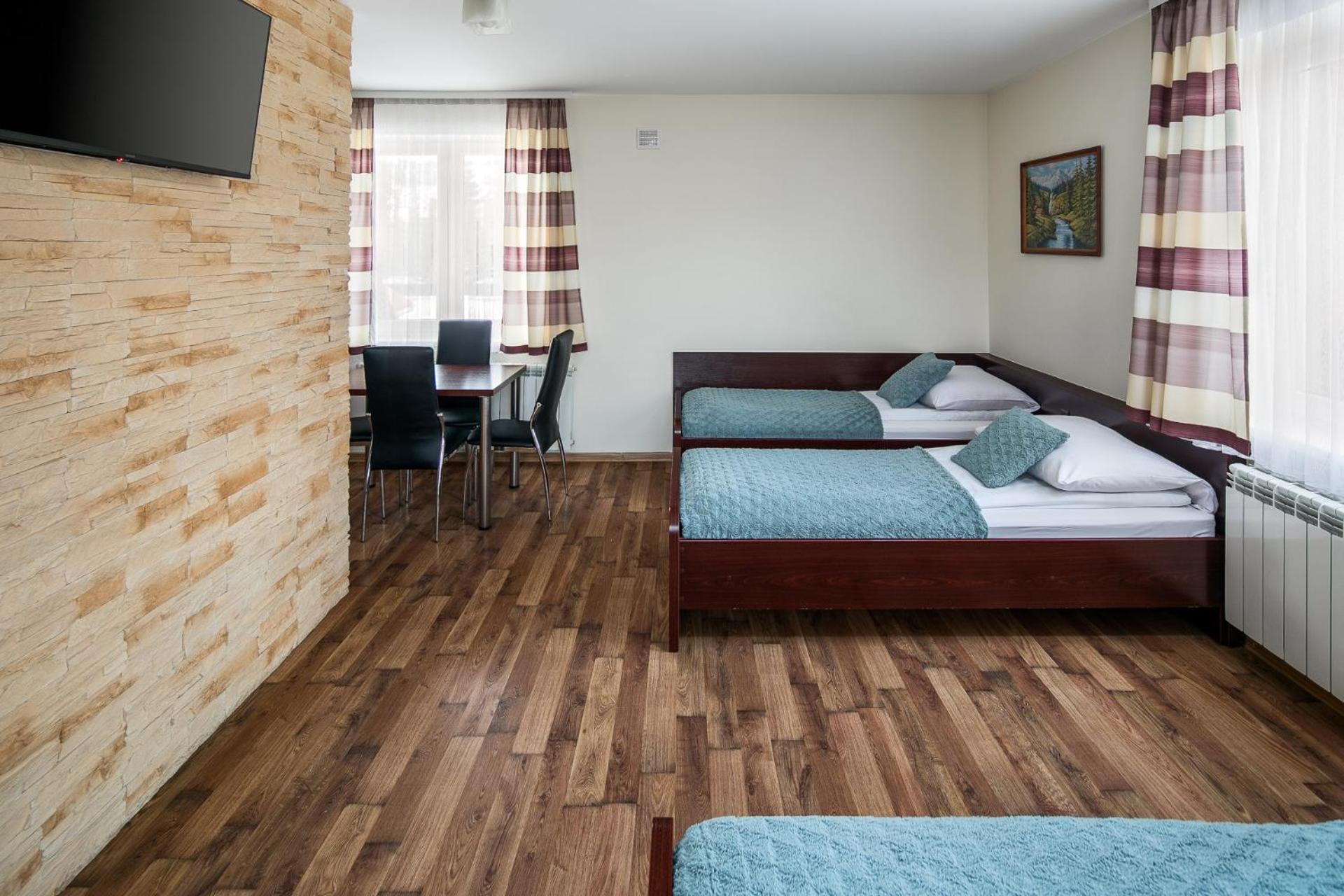 Quadruple Room with Balcony photo 3