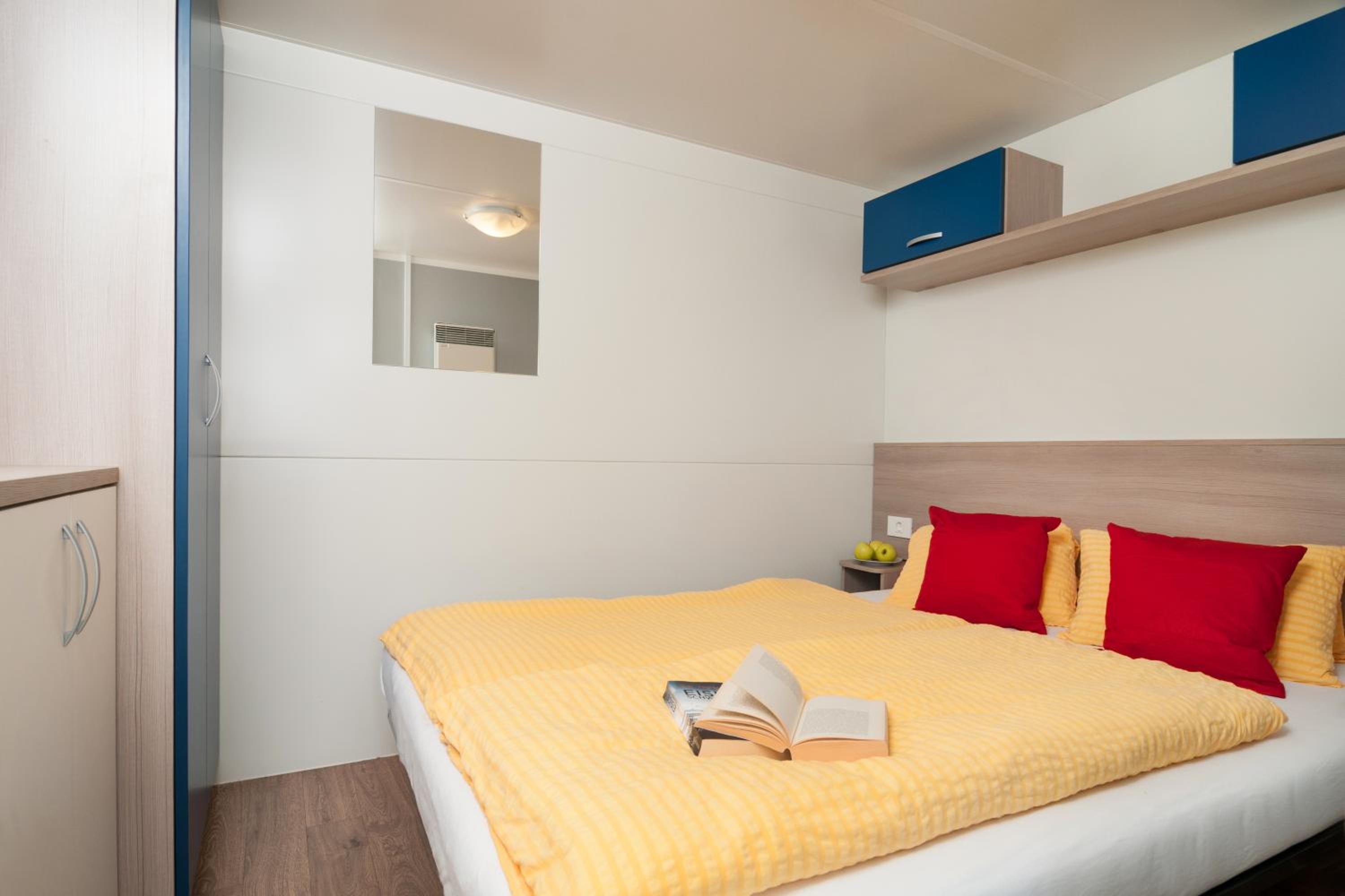 Mobile Home (4 People) photo 1