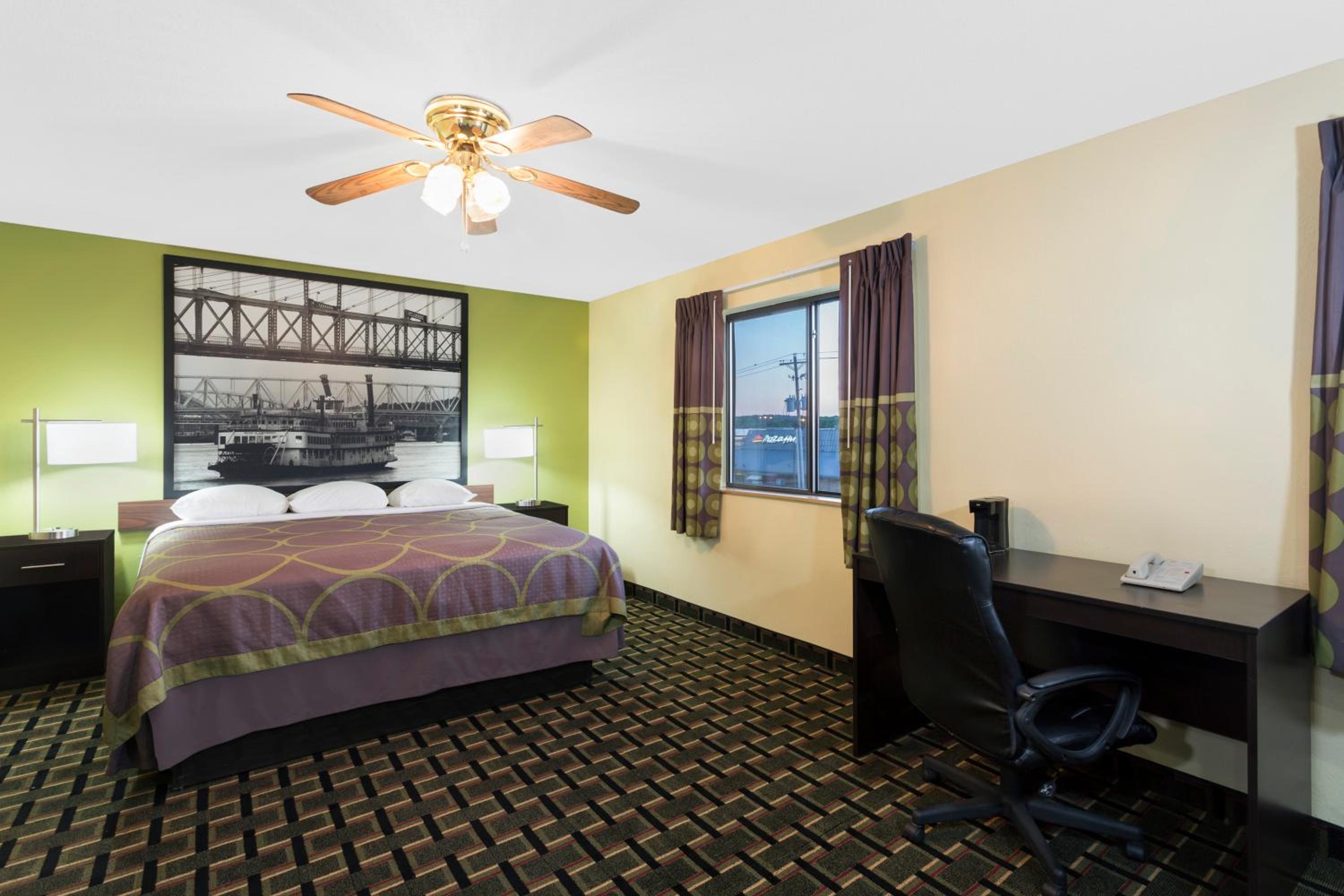 King Studio Suite - Non-Smoking - Photo 4