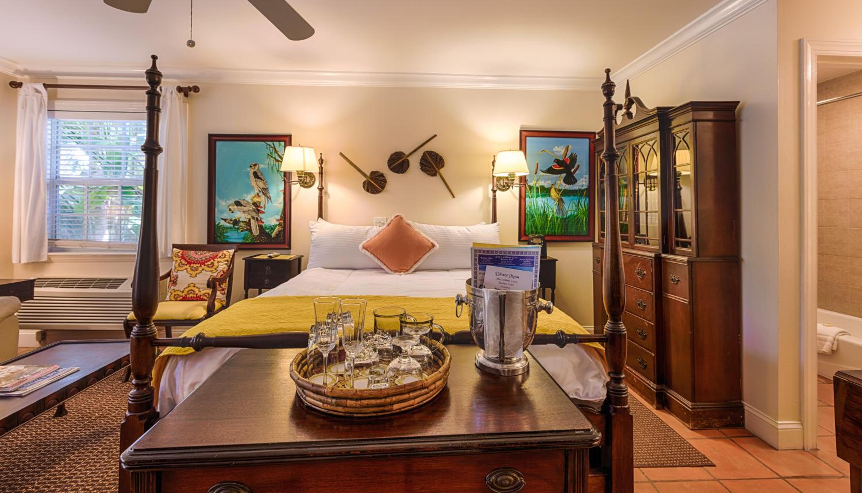 Deluxe Queen Room - Poolside View