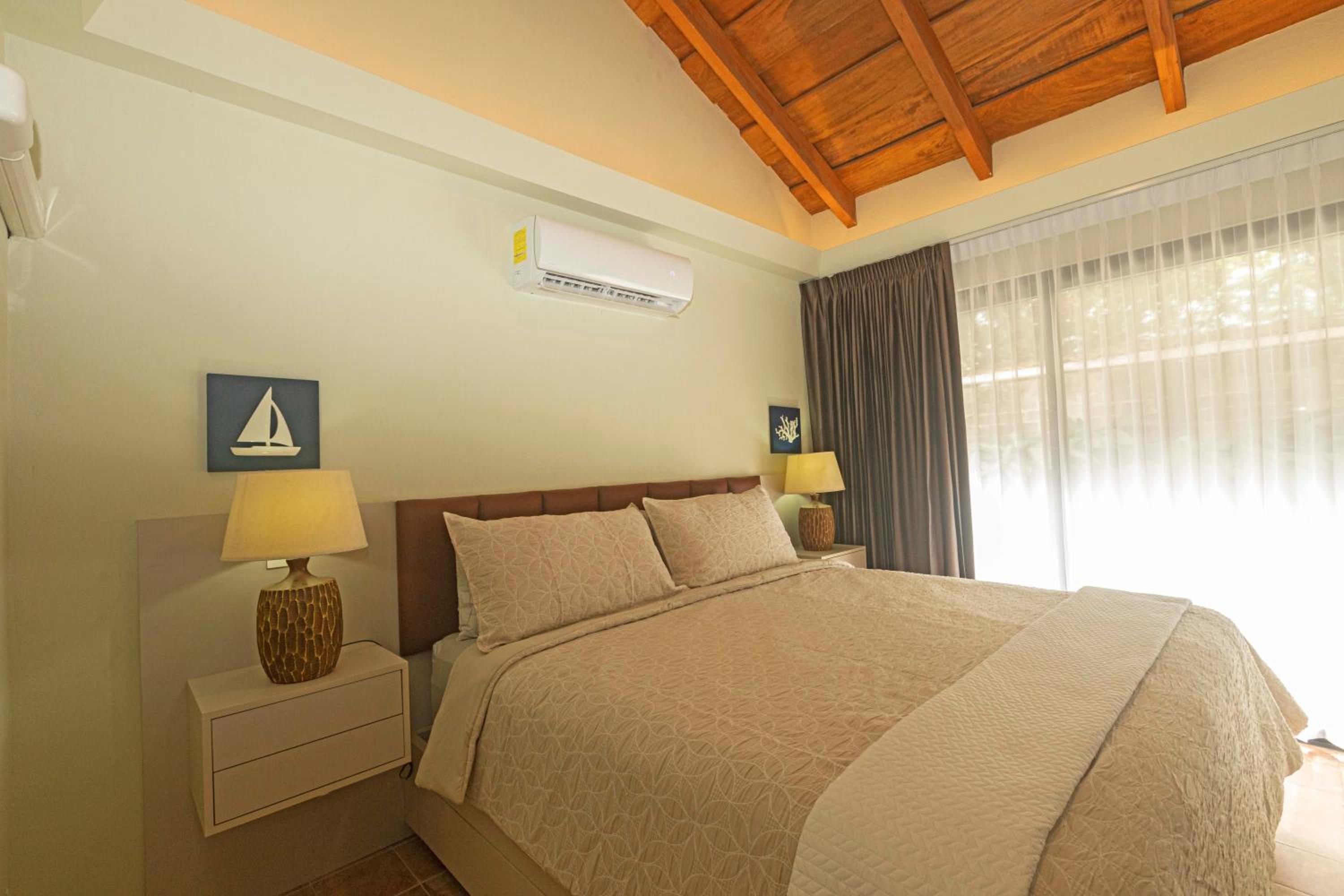 One-Bedroom Villa