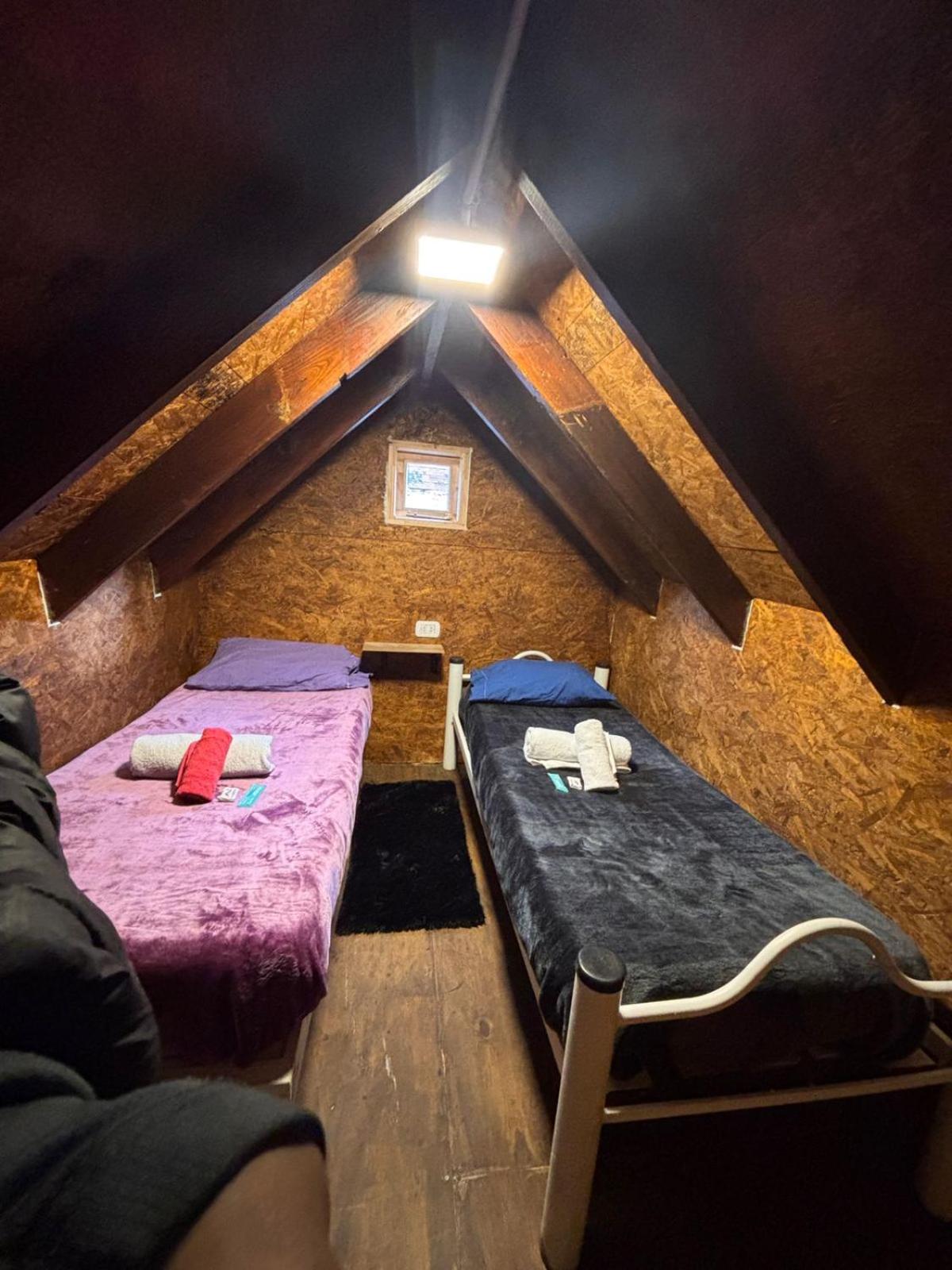 Economy Twin Room