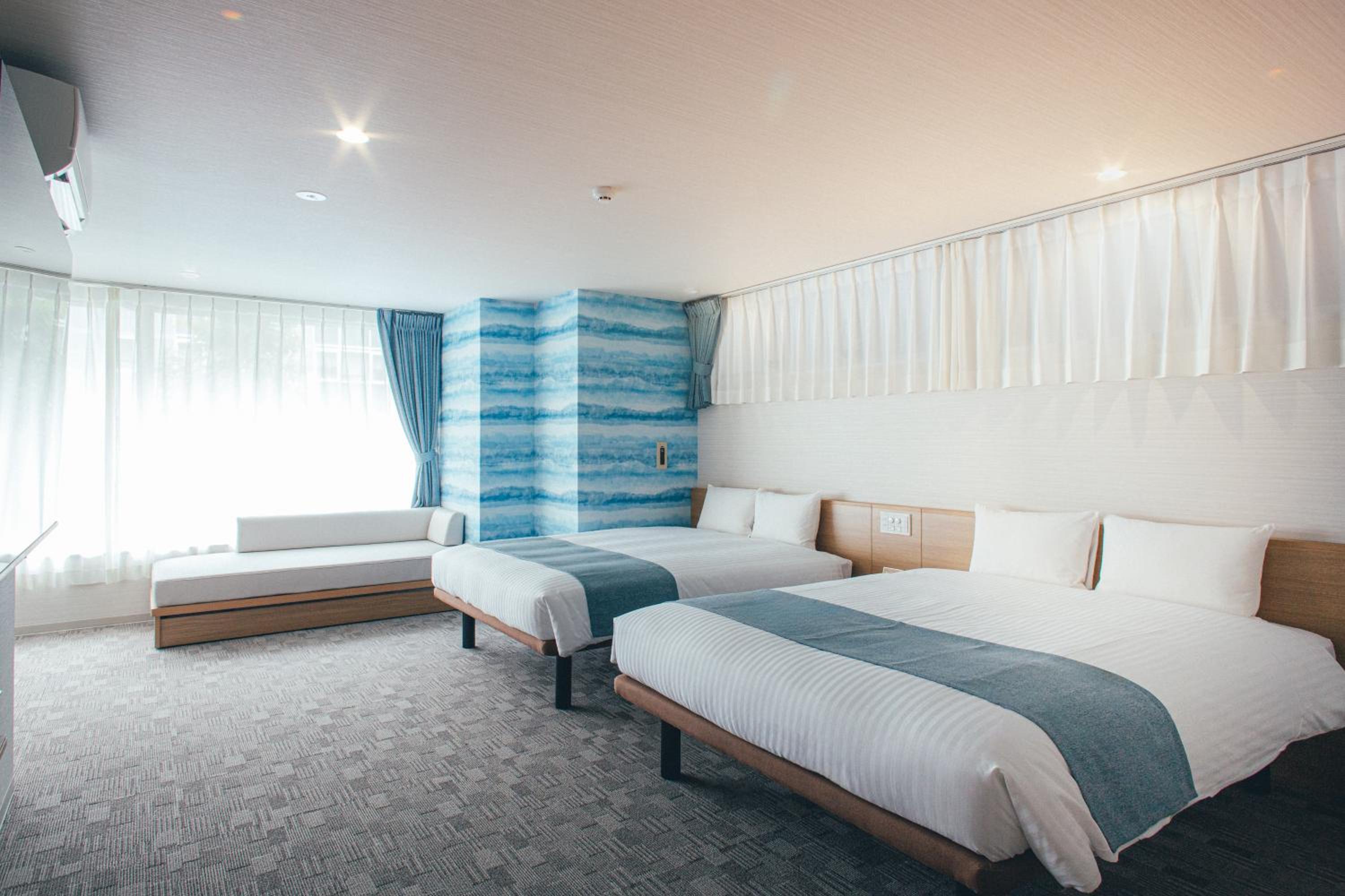 <Grand Floor> Deluxe Twin Room with Free Breakfast - Non-Smoking
