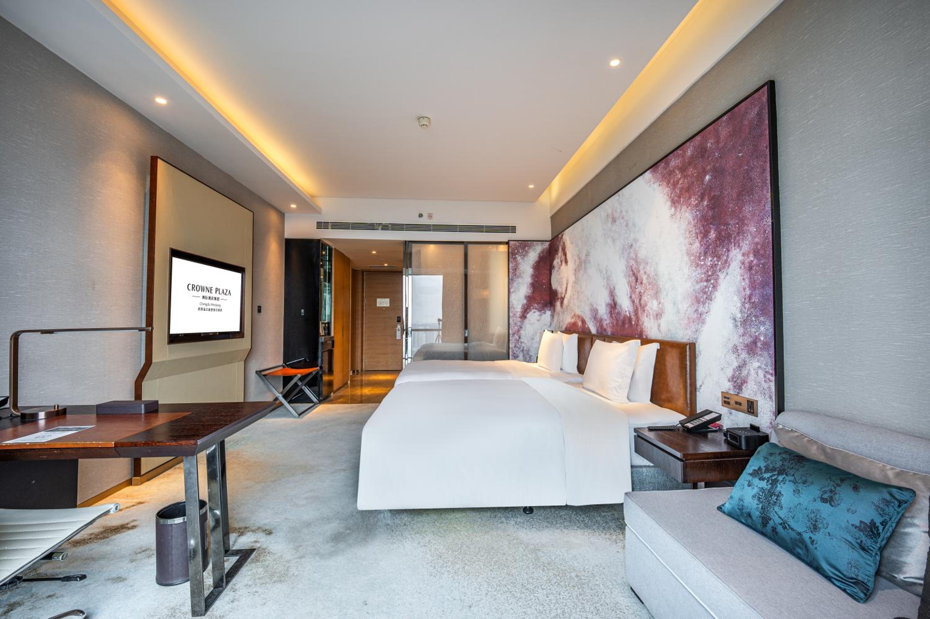 Standard Double Room with Two Double Beds and River View