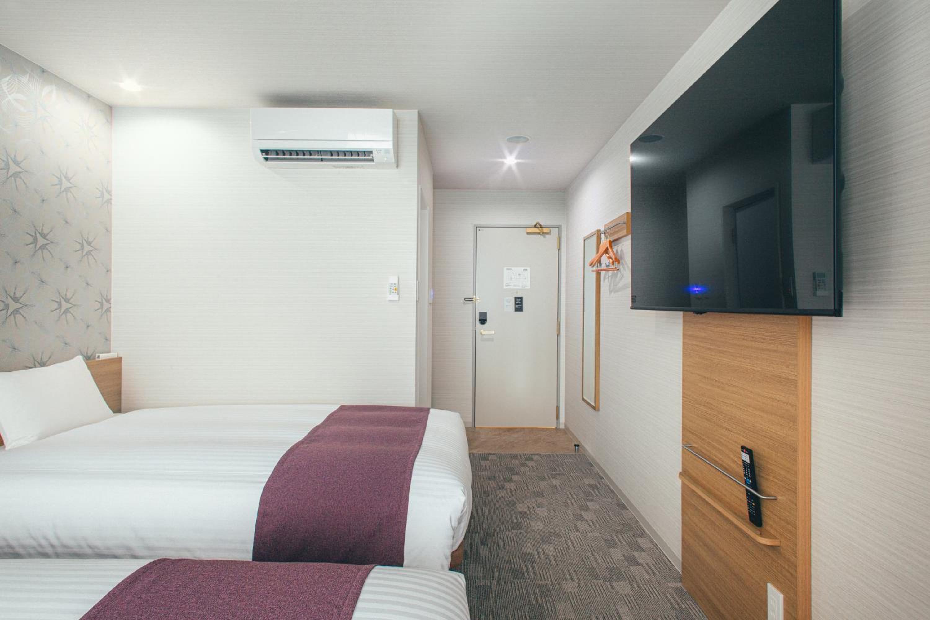 <Grand Floor> Economy Twin Room with Free Breakfast - Non-Smoking - Photo 2