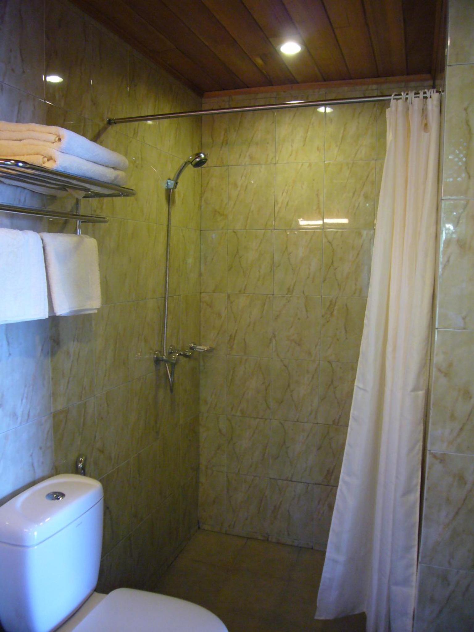 Deluxe Double or Twin Room with Mountain View 2 photo 2