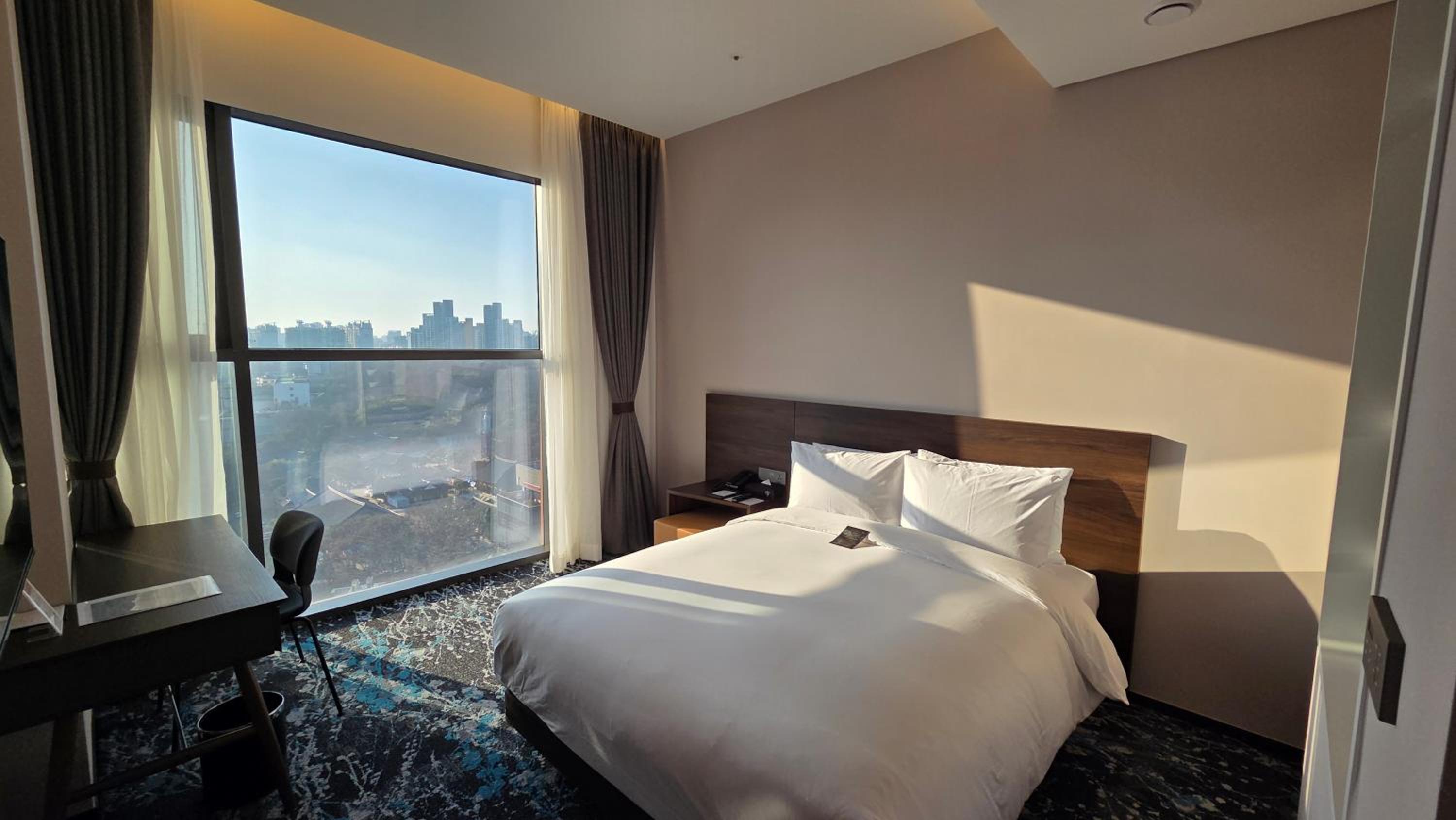 Superior Double (Top Floor) photo 3