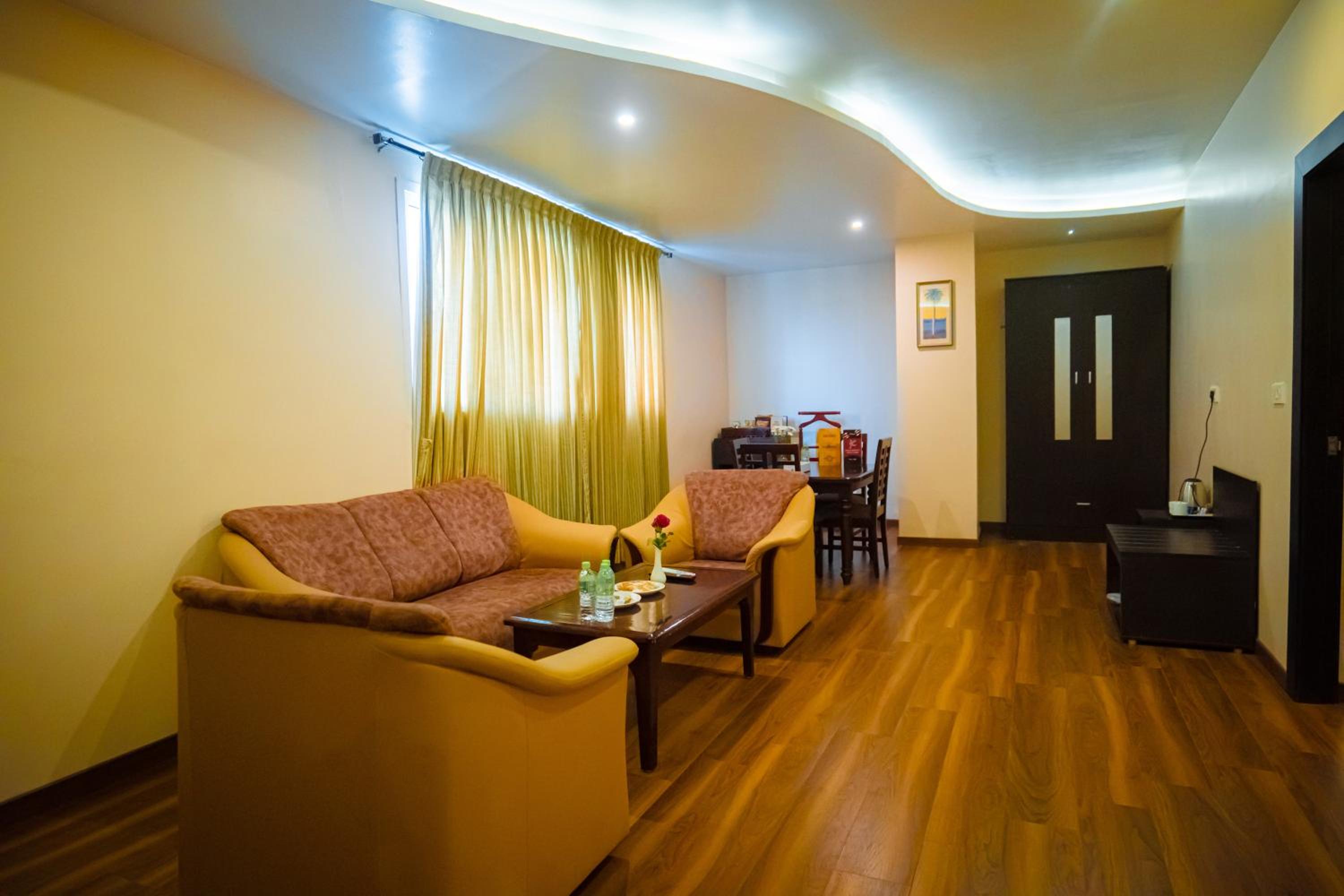 Deluxe Suite - Photo 14