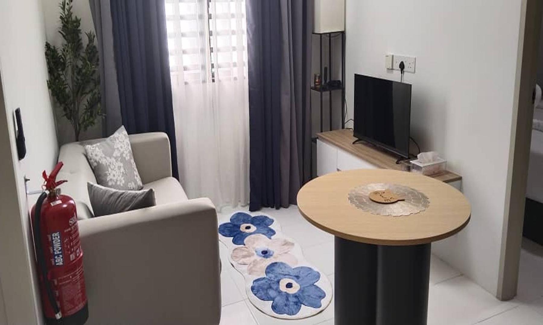 Two-Bedroom Apartment - Photo 5