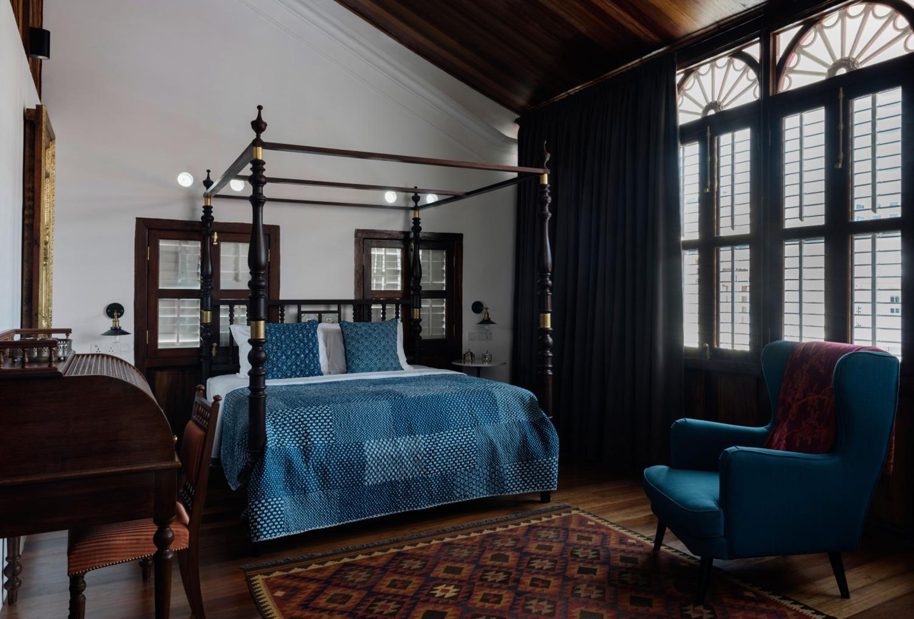 Mansion Suite thumbnail 5