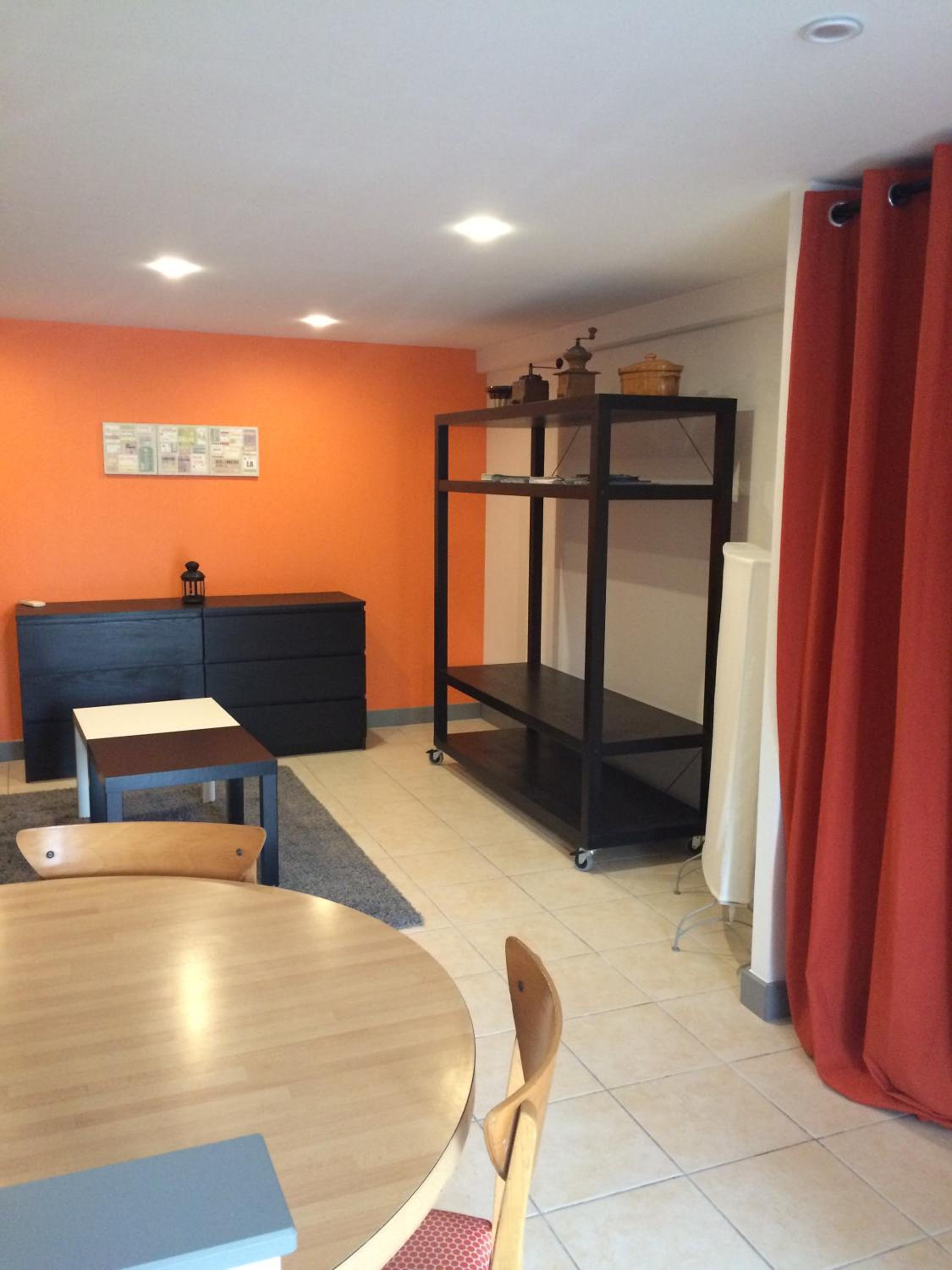 Independant Apartment - Photo 2