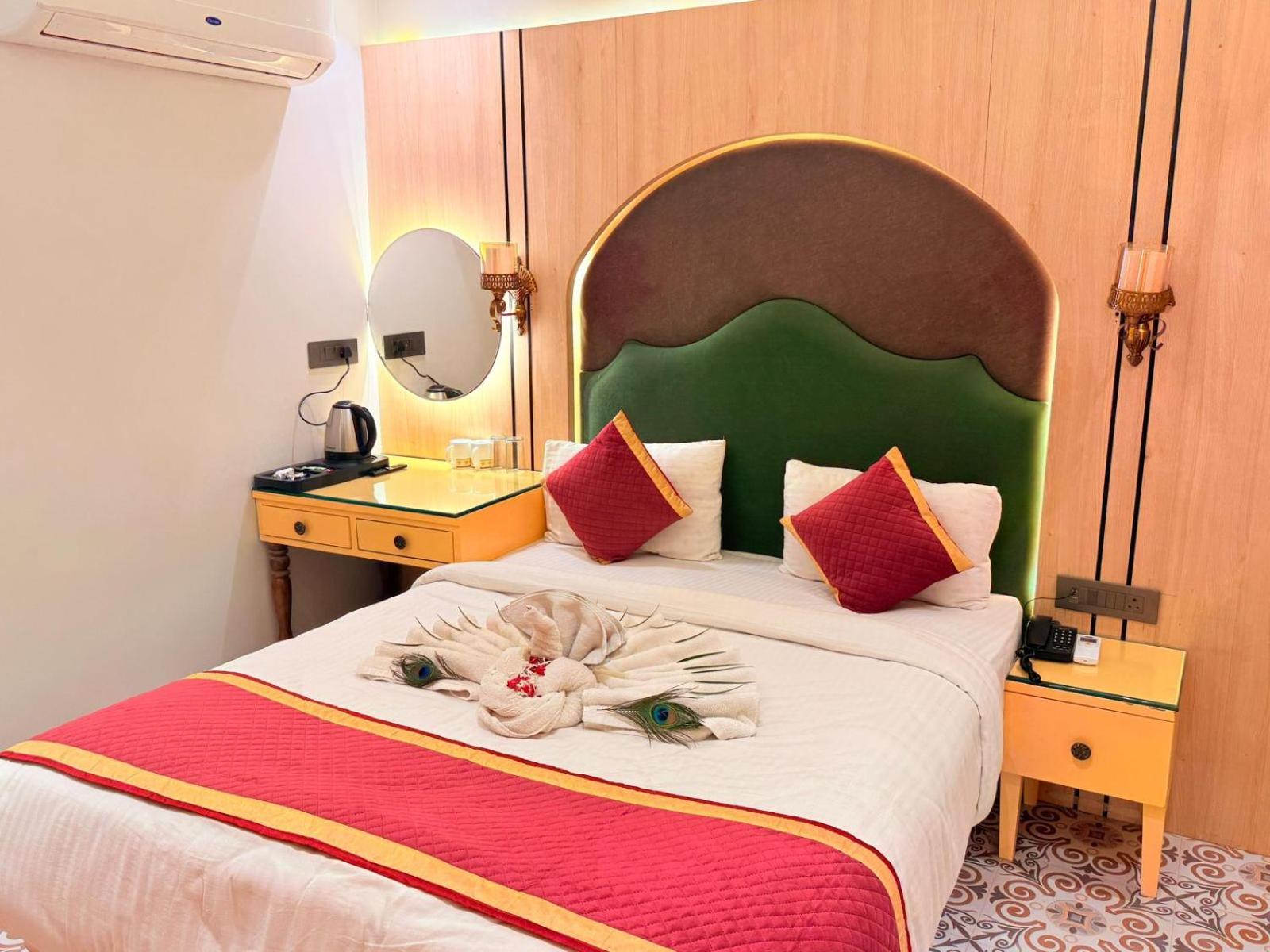 Budget Double Room - Photo 3