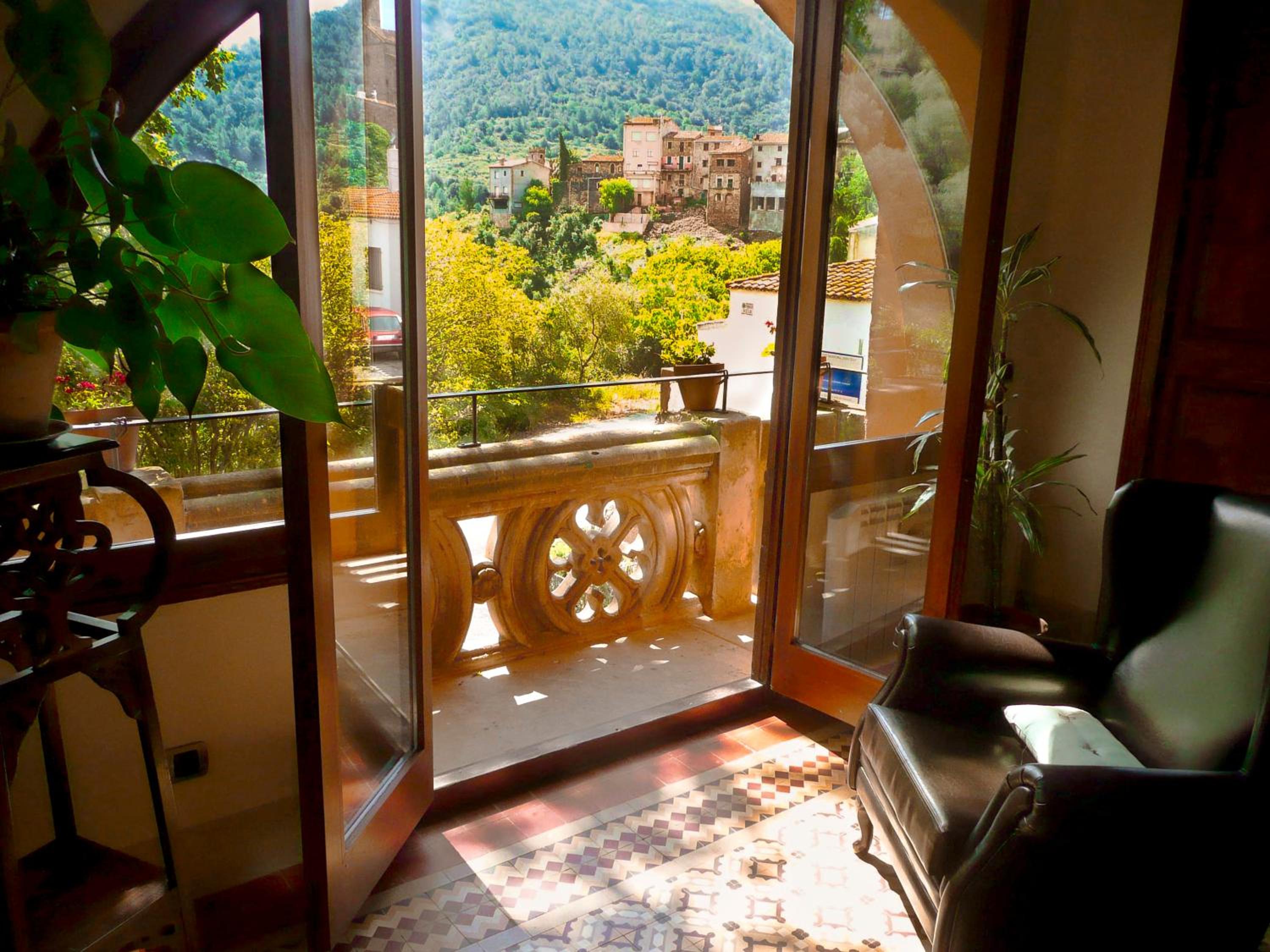 Apartment with Pool View  photo 2