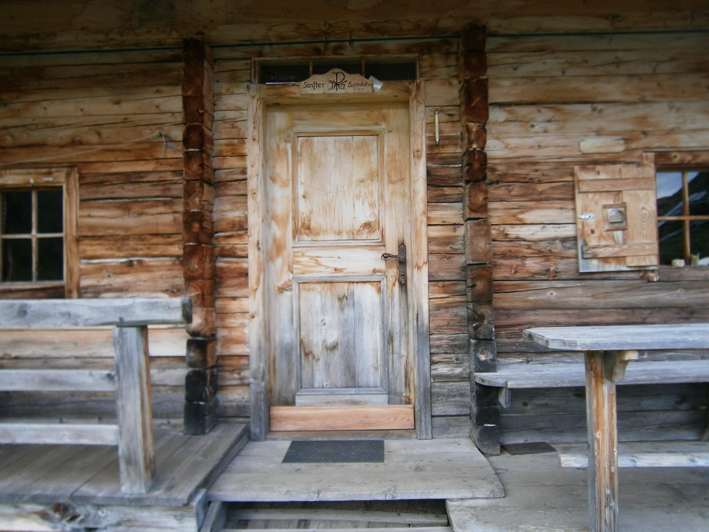 Three-Bedroom Chalet photo 3