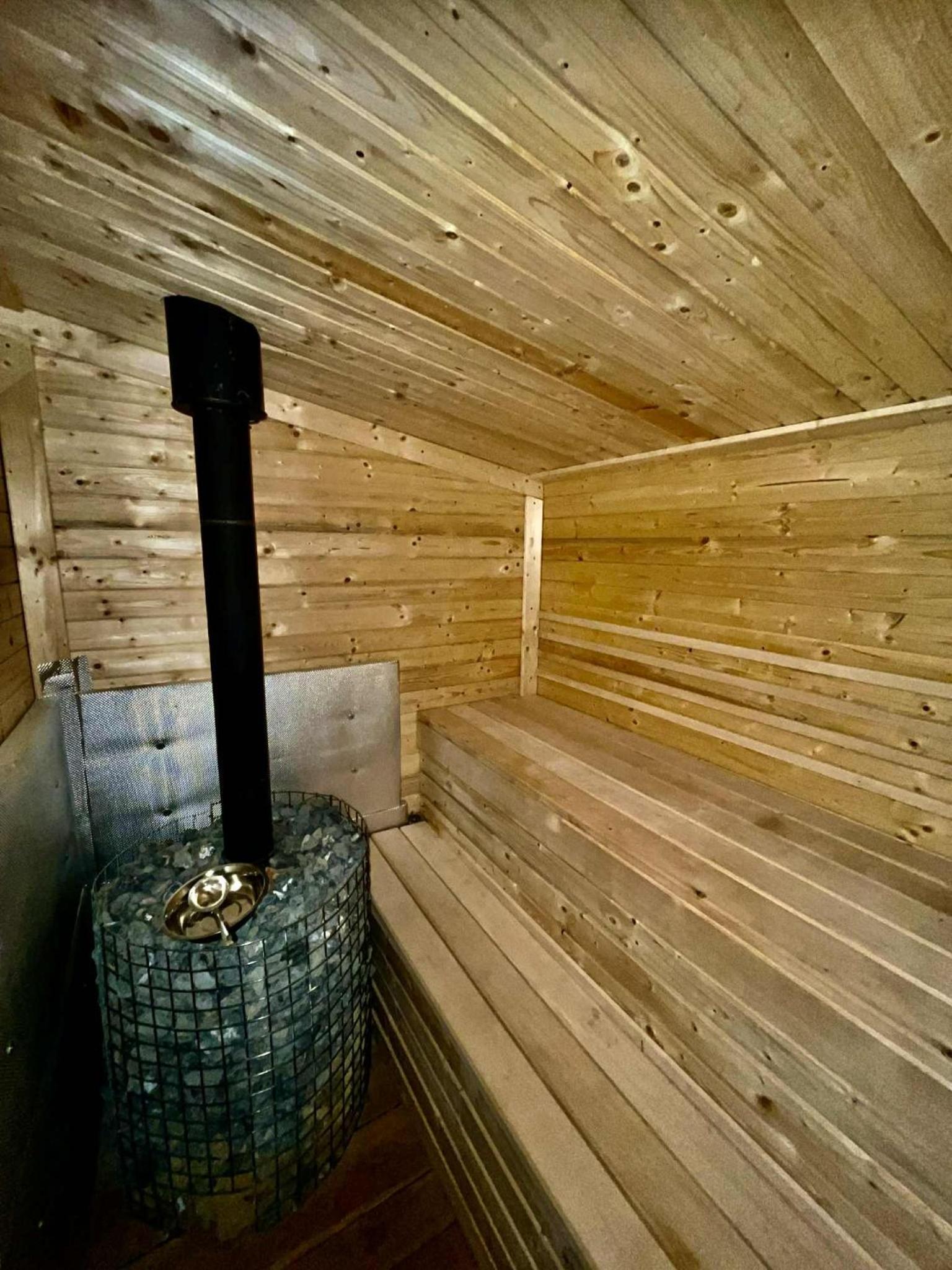 Apartment with Sauna photo 2