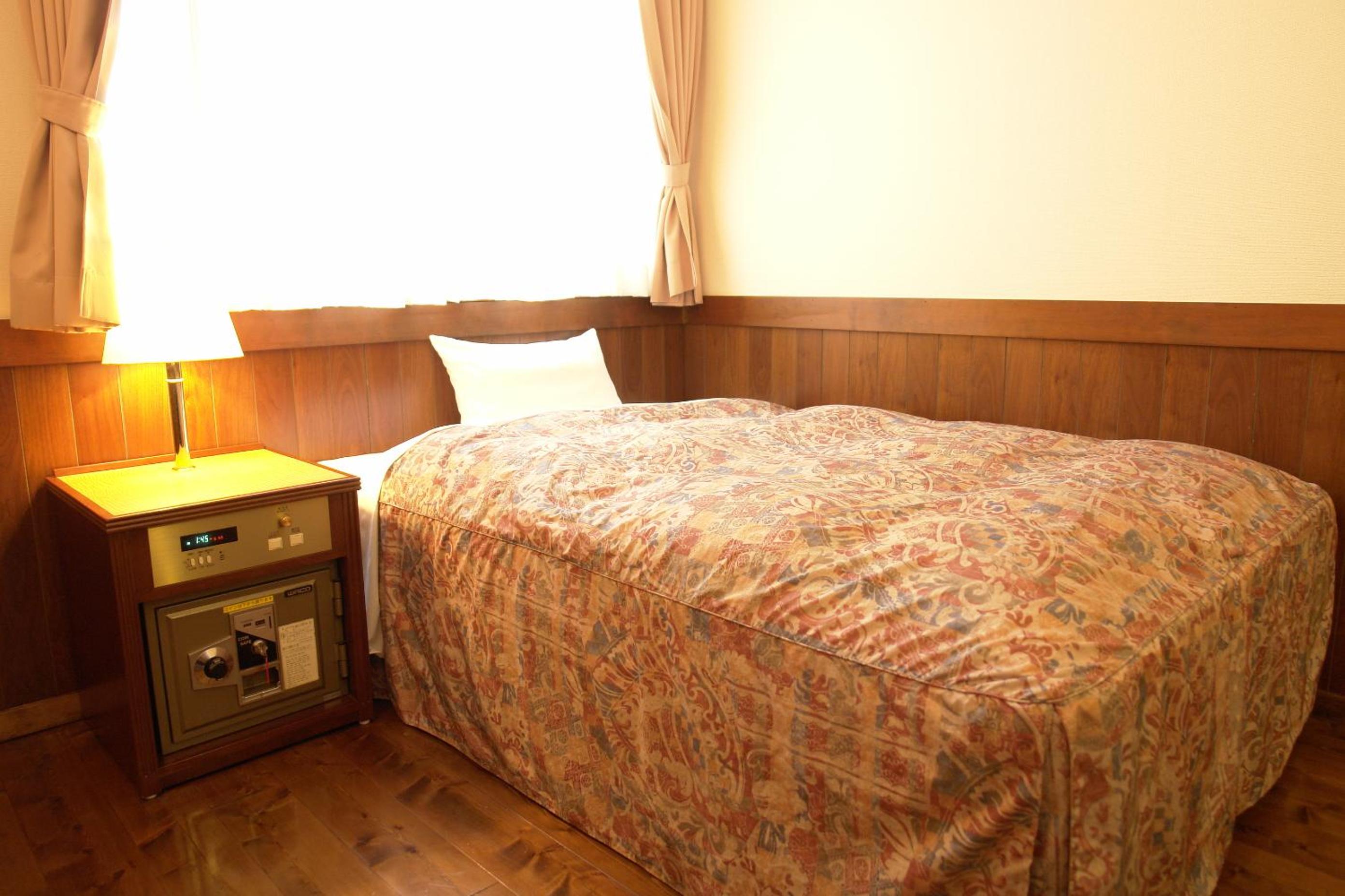 Double Room - Photo 3