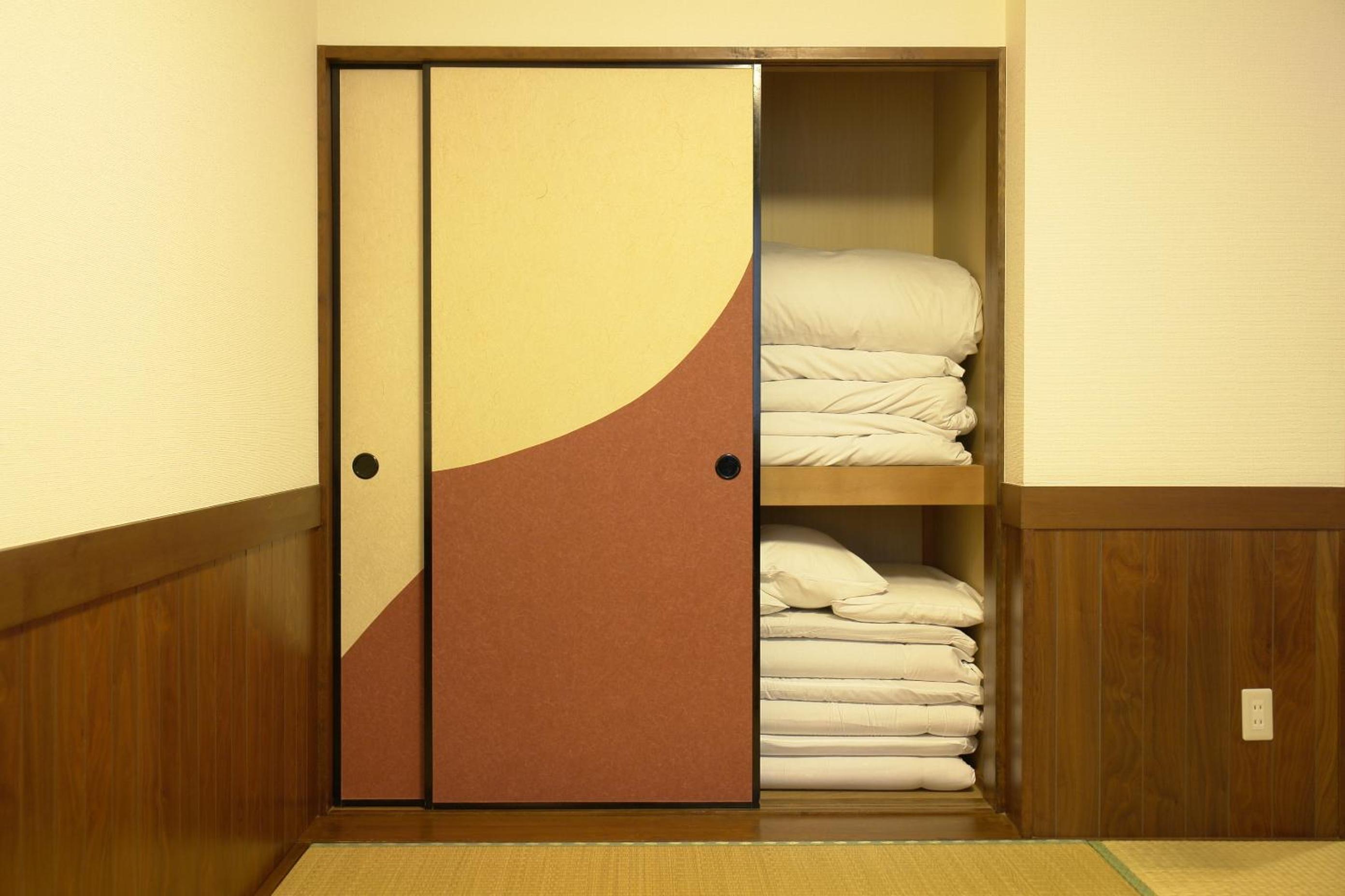 Deluxe Room with Tatami Area - Photo 3