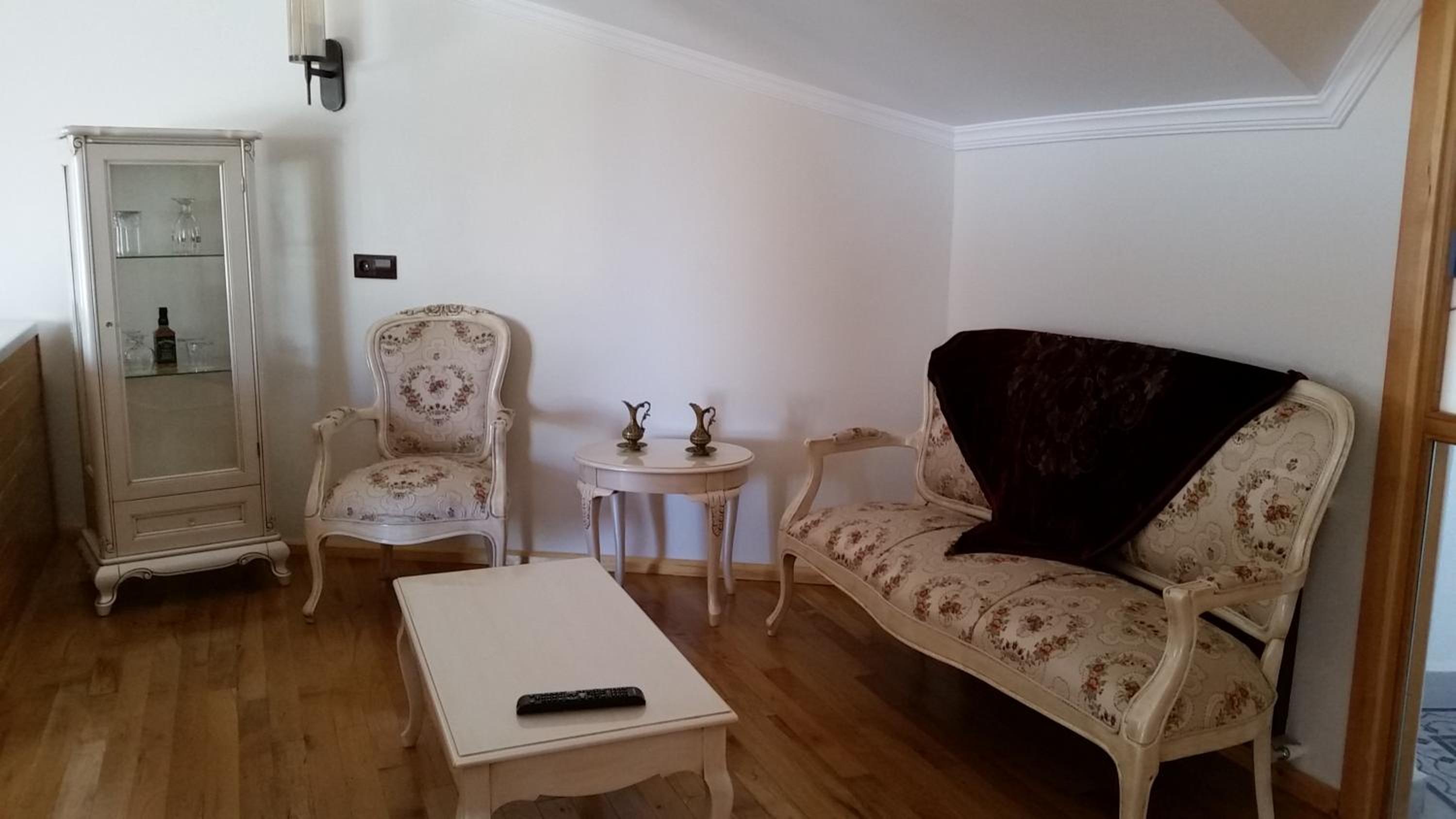 Suite with Spa Bath photo 3